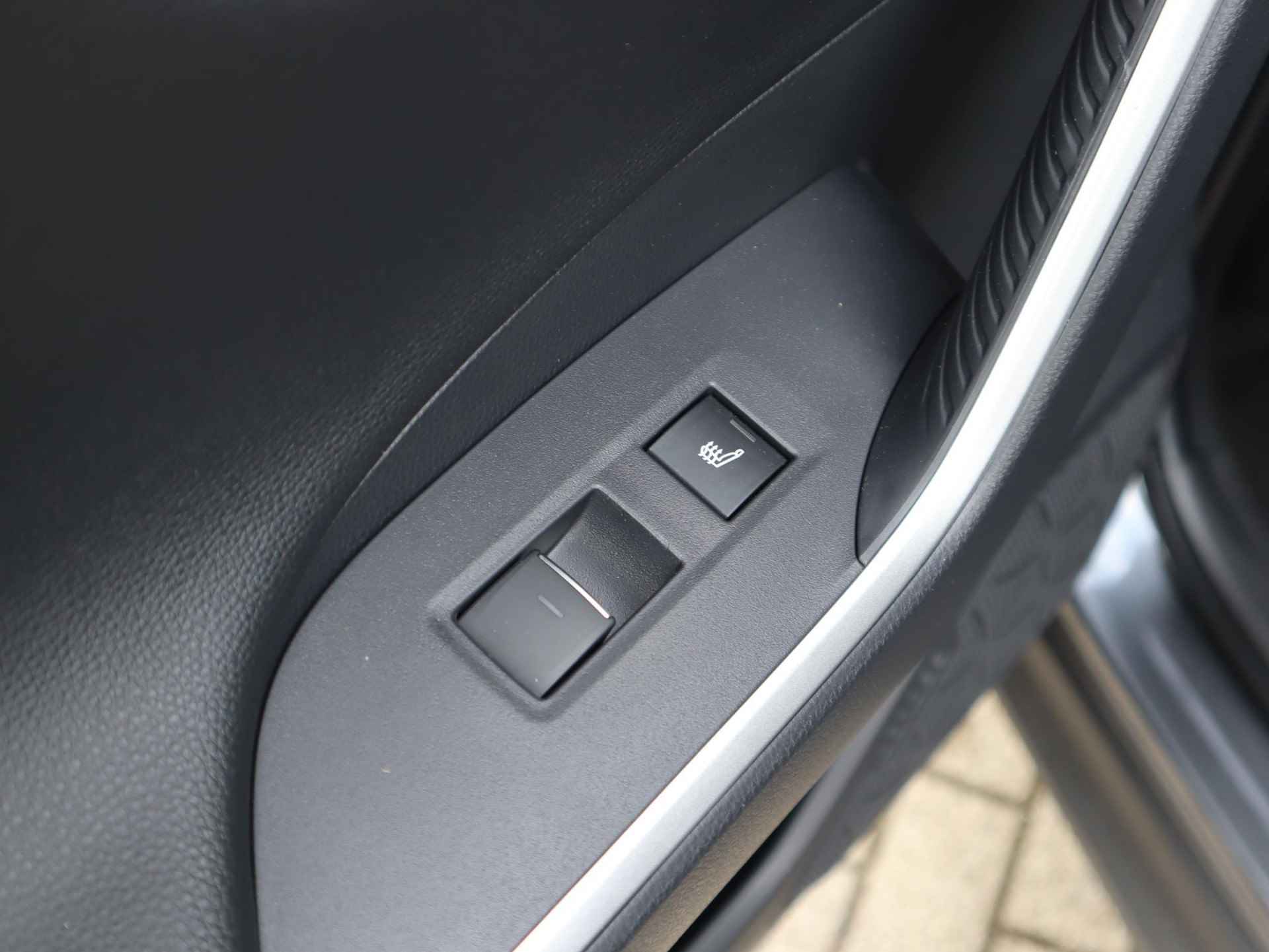 Suzuki Across 2.5 Plug-in Hybrid Style | Carplay | Stoelverwarming | Plug In |  Bereik 70+ km | 306 pk | - 32/41