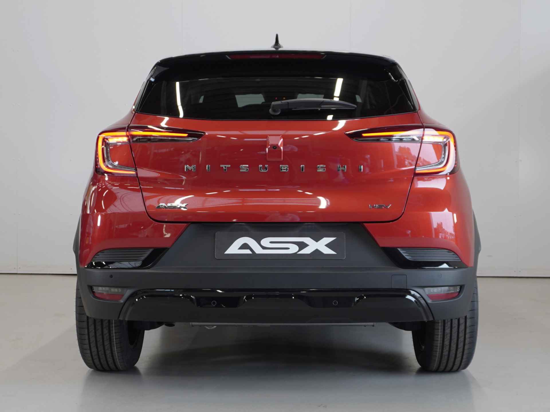 Mitsubishi ASX 1.6 HEV AT Instyle | Leder | Panoramadak | 360 camera | Nieuw | Rijklaar met €4500,- korting | 8 jaar garantie - 14/48