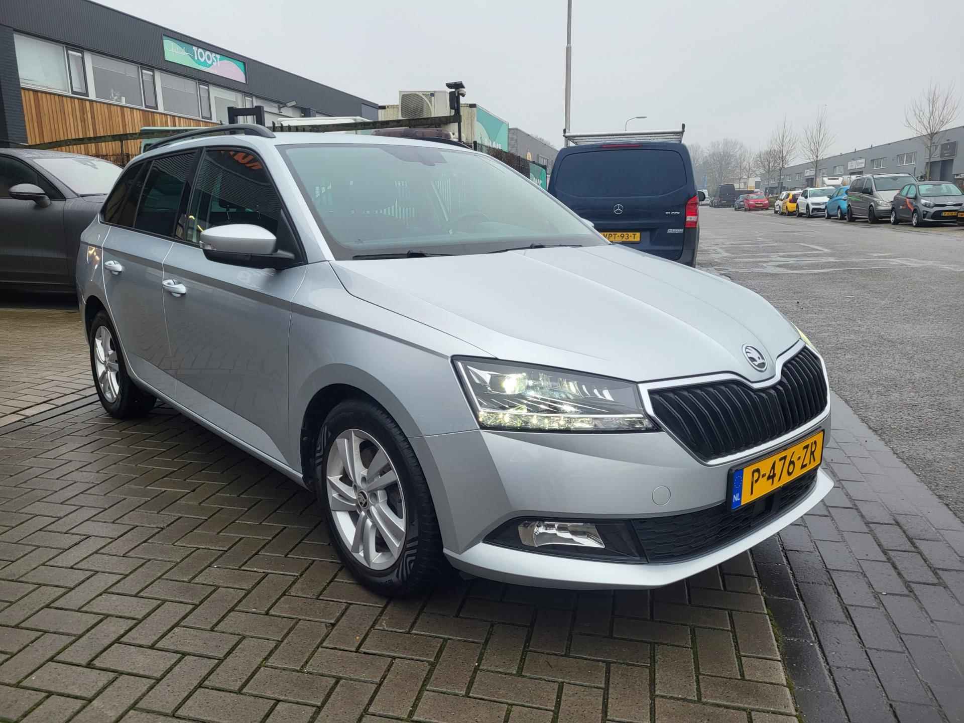 Skoda Fabia Combi 1.0 TSI Style | Met afneembare trekhaak, AppleCarPlay/AndroidAuto, navigatie, cruise control en stoelverwarming - 10/31