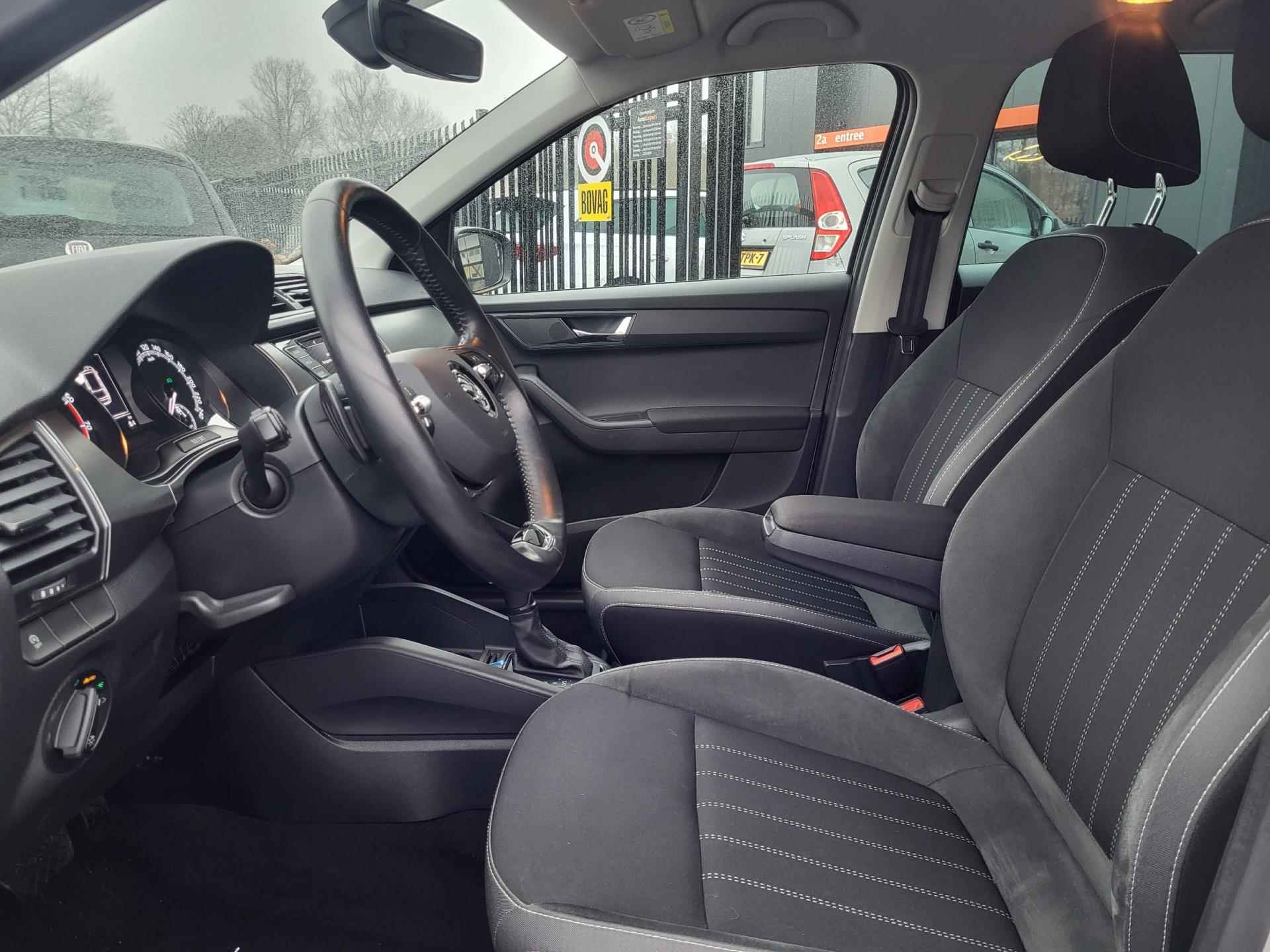 Skoda Fabia Combi 1.0 TSI Style | Met afneembare trekhaak, AppleCarPlay/AndroidAuto, navigatie, cruise control en stoelverwarming - 13/31