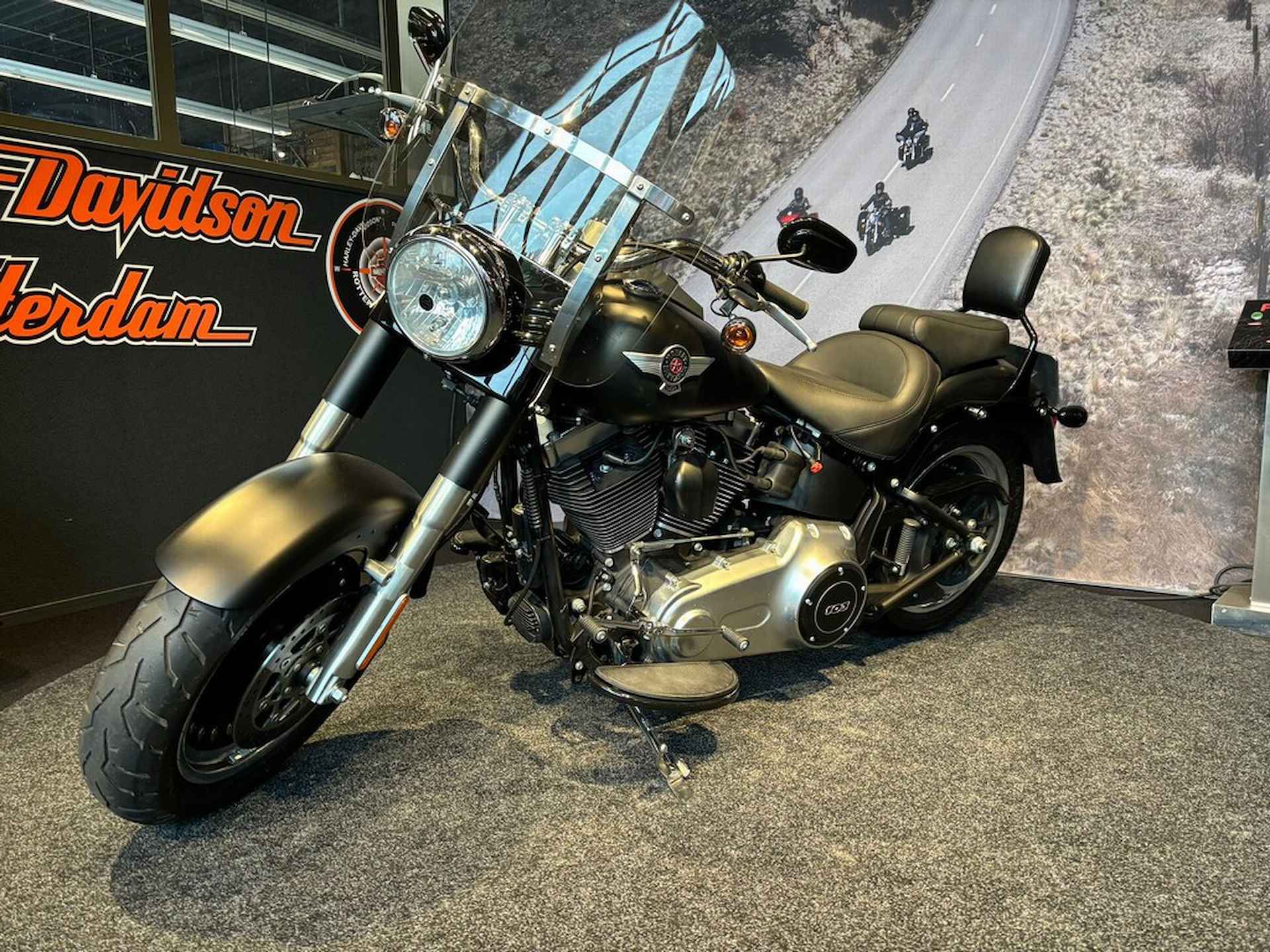 Harley-Davidson FLSTFB Fat Boy Lo 103 - 2/10