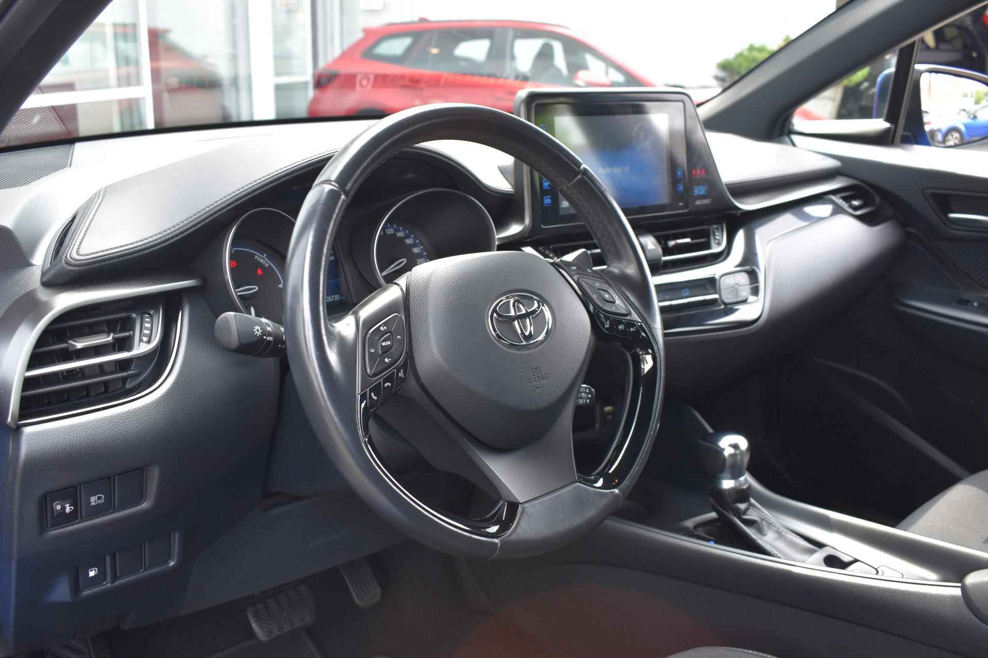 Toyota C-HR 1.8 Hybrid Active - 12/32