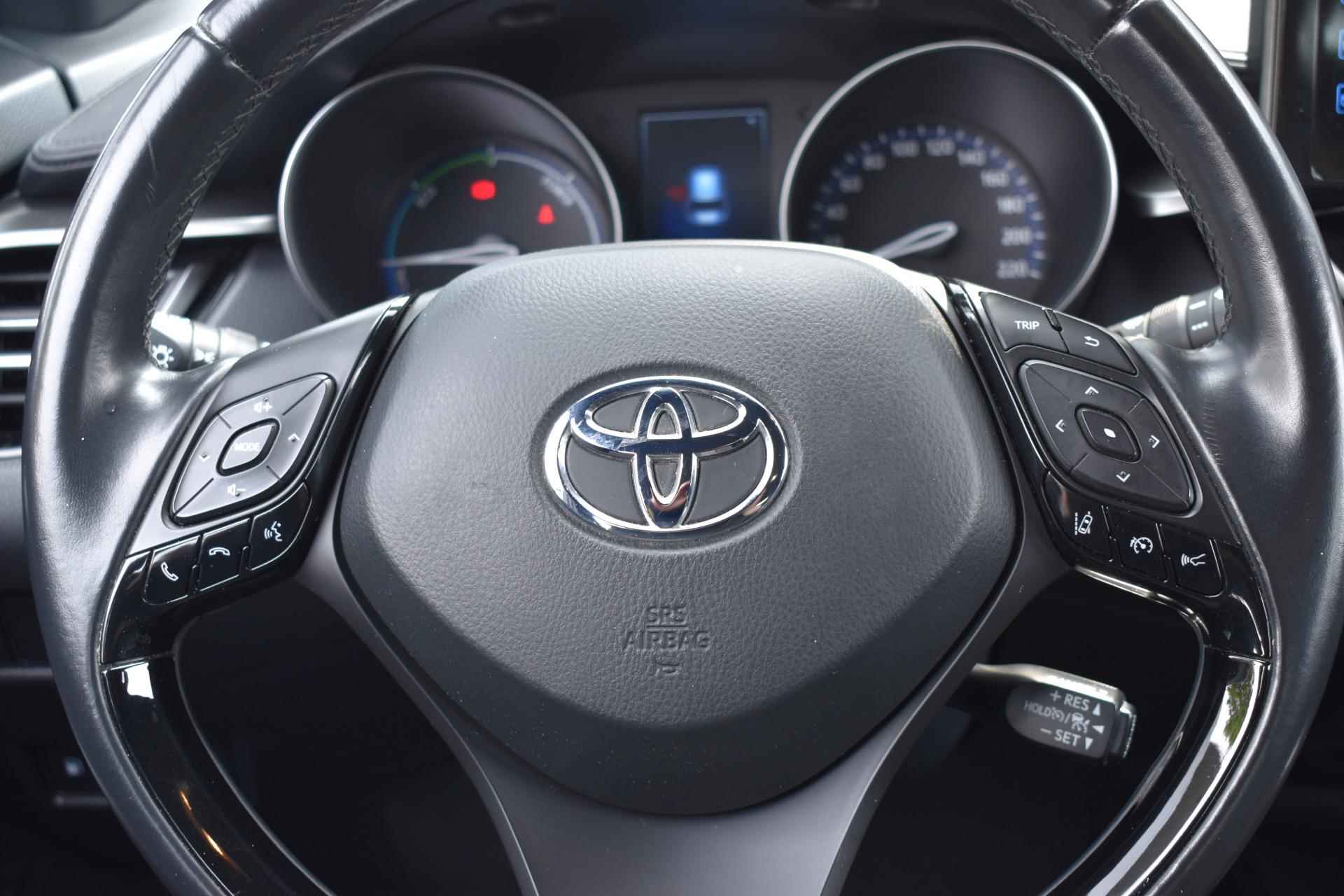 Toyota C-HR 1.8 Hybrid Active - 16/32