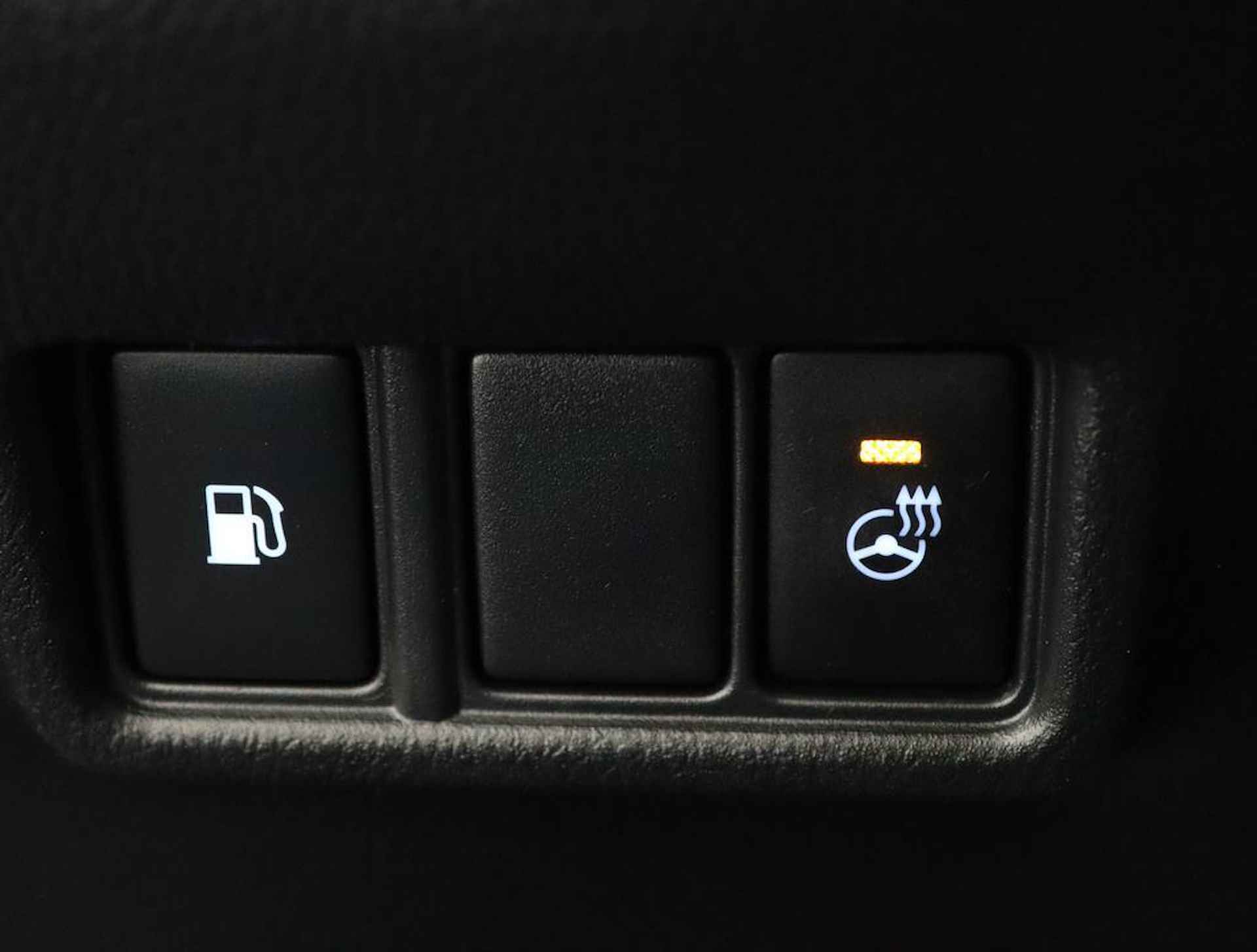 Toyota C-HR 1.8 Hybrid Premium | Full map navigatie | Camera | 1/2 lederen bekleding | All season banden | - 44/51