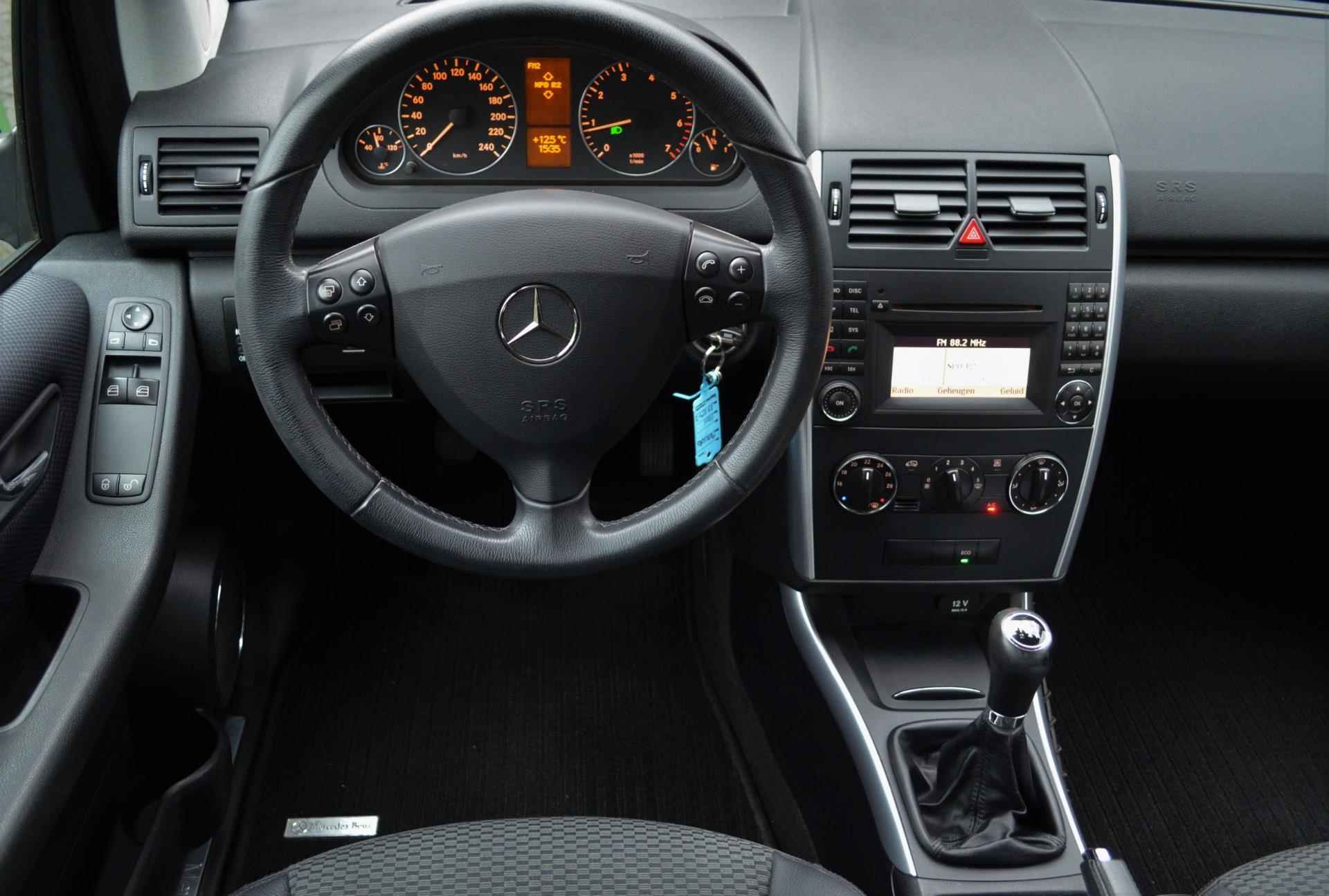 Mercedes-Benz A-klasse 160 BlueEFFICIENCY Business Class Avantgarde / NL Auto - 8/23