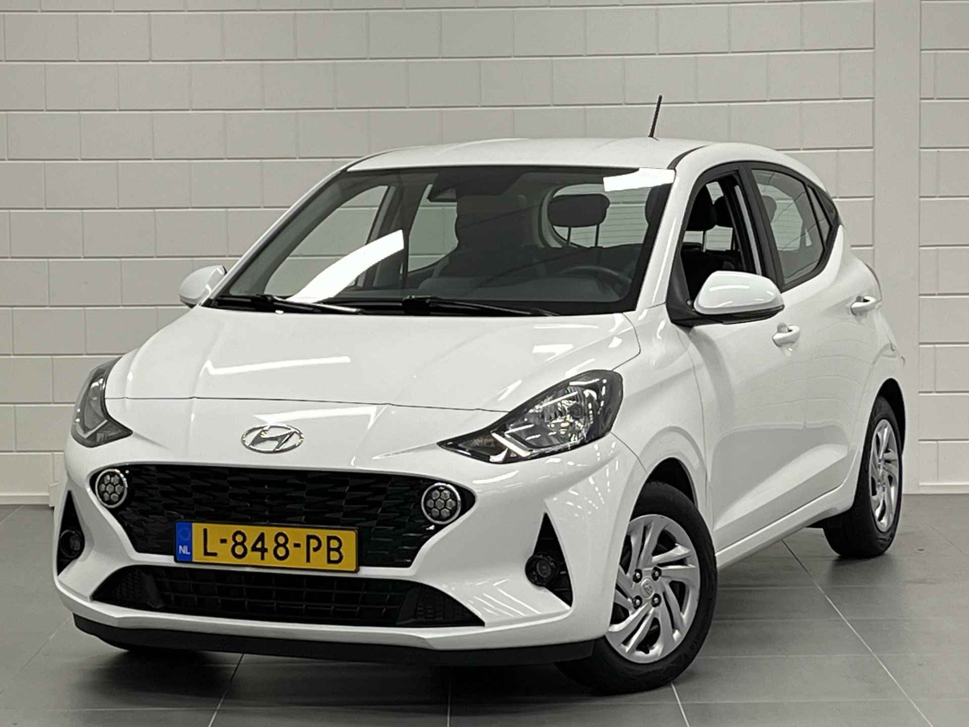 Hyundai i10 1.0 Comfort APPLE / ANDROID NAVIGATIE | AIRCO | CRUISE CONTROL | LEUKE ZUINIGE AUTO! - 35/39