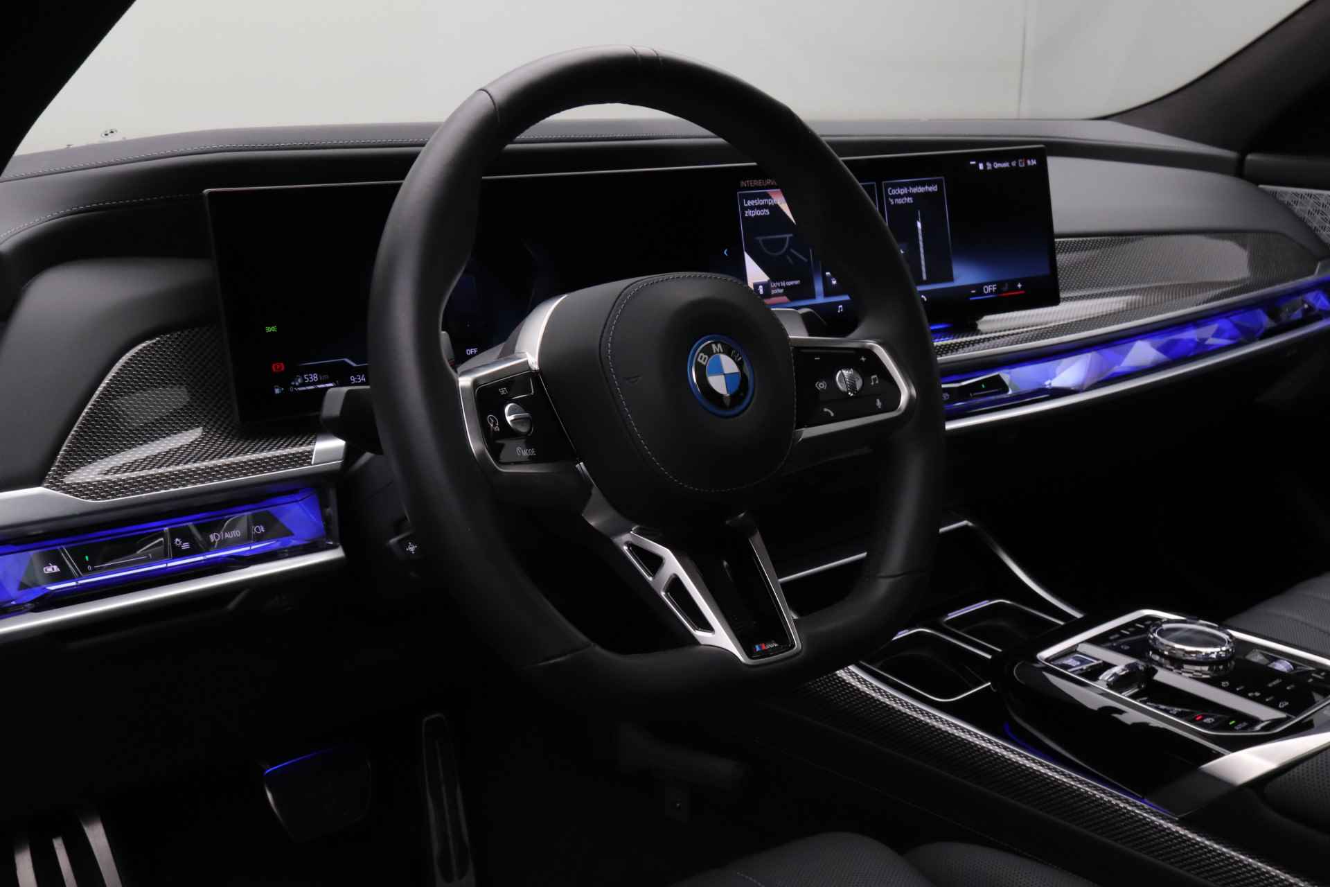 BMW 7 Serie 750e xDrive | M-Sportpakket pro | Connoisseur Pack | Klimaat-akoestiek pakket | Executive pakket | Bowers & Wilkins Diamond Surround Sound System |Panoramadak Sky Lounge | - 2/58