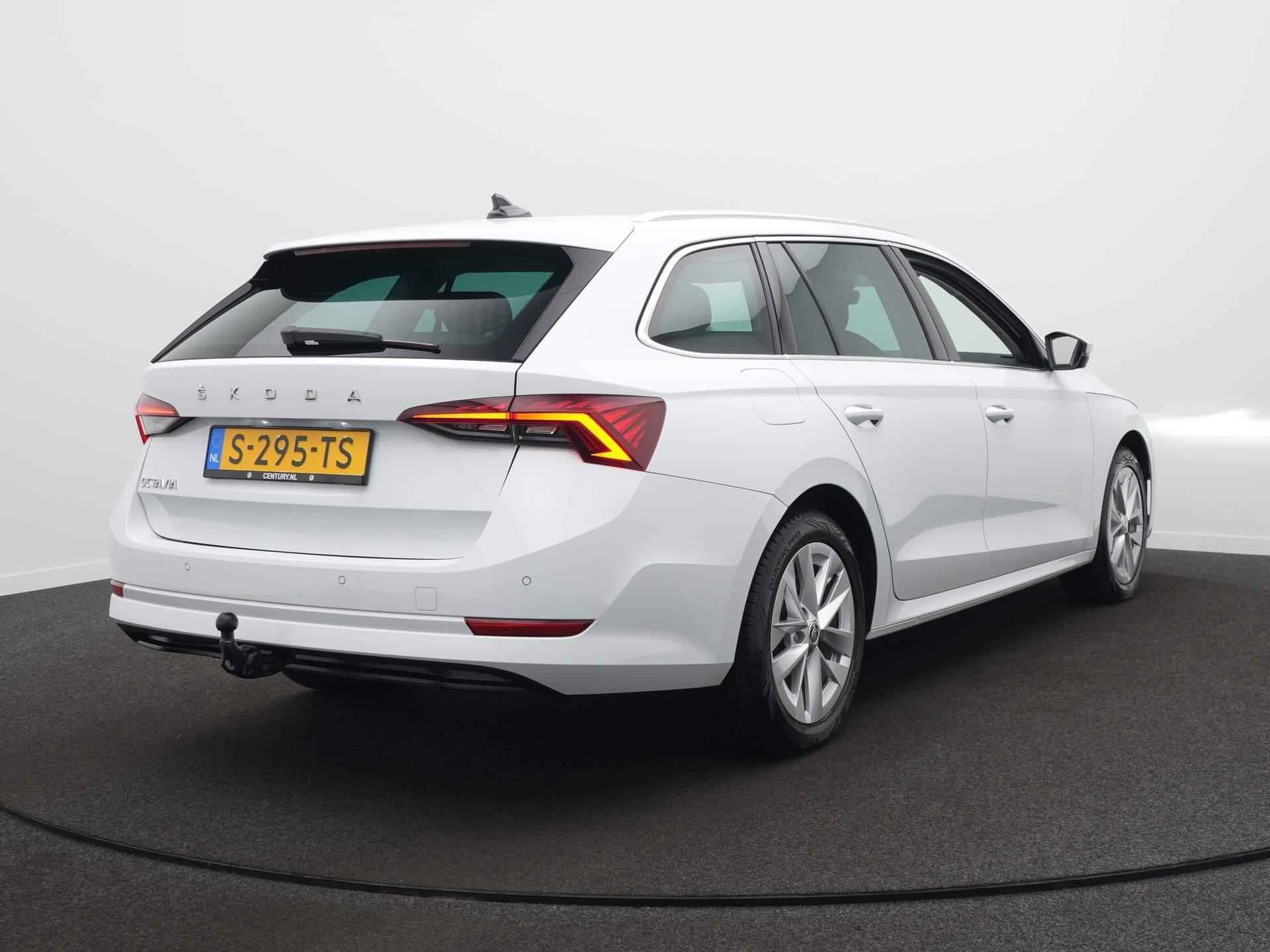 Skoda Octavia Combi 1.0 TSI Business Edition Plus / Elektr Trekhaak / Naviagtie / Sensoren - 5/56