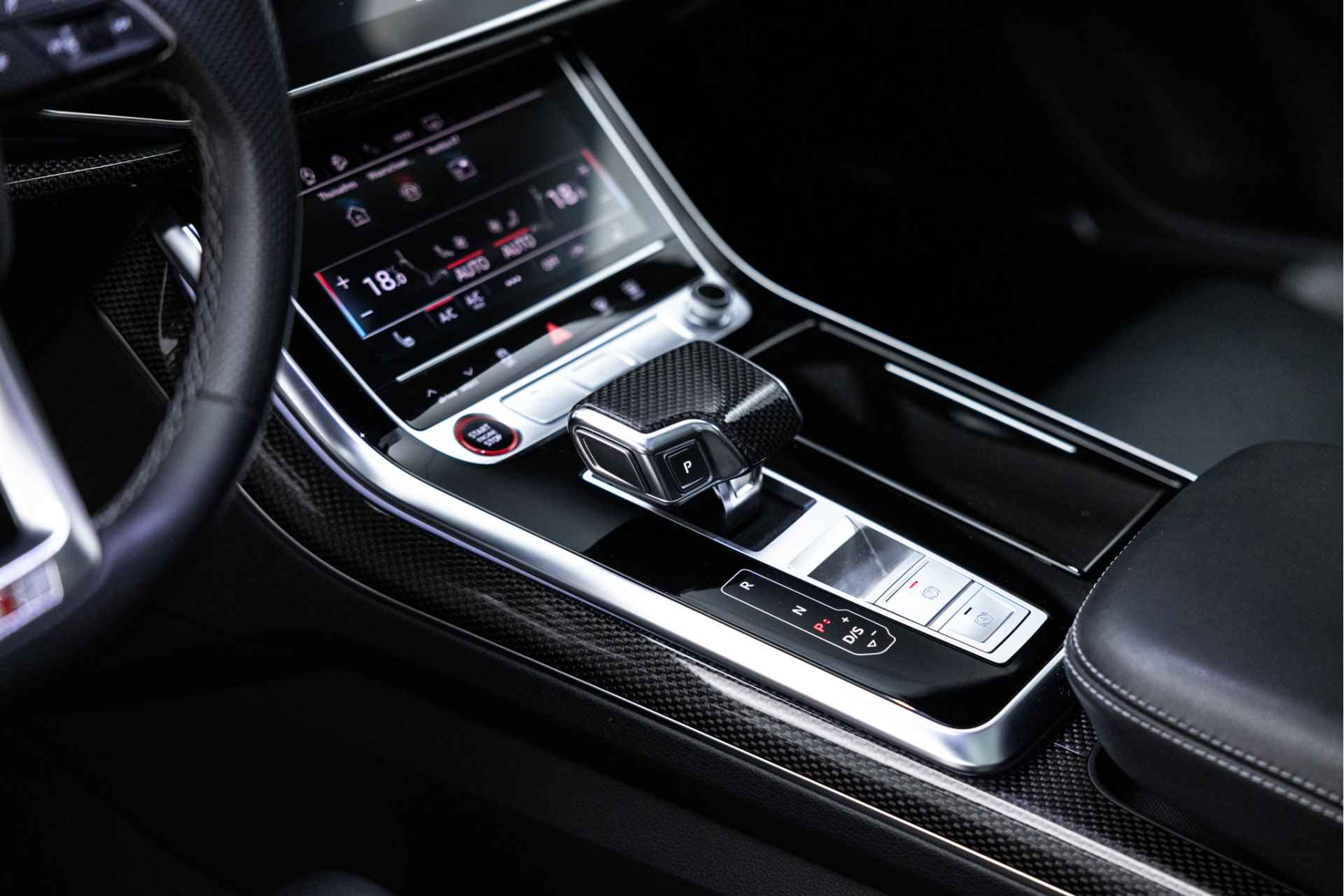 Audi SQ7 4.0 TFSI Quattro 7p | Pano | Carbon | RS-stoel | E-Trekhaak - 29/58