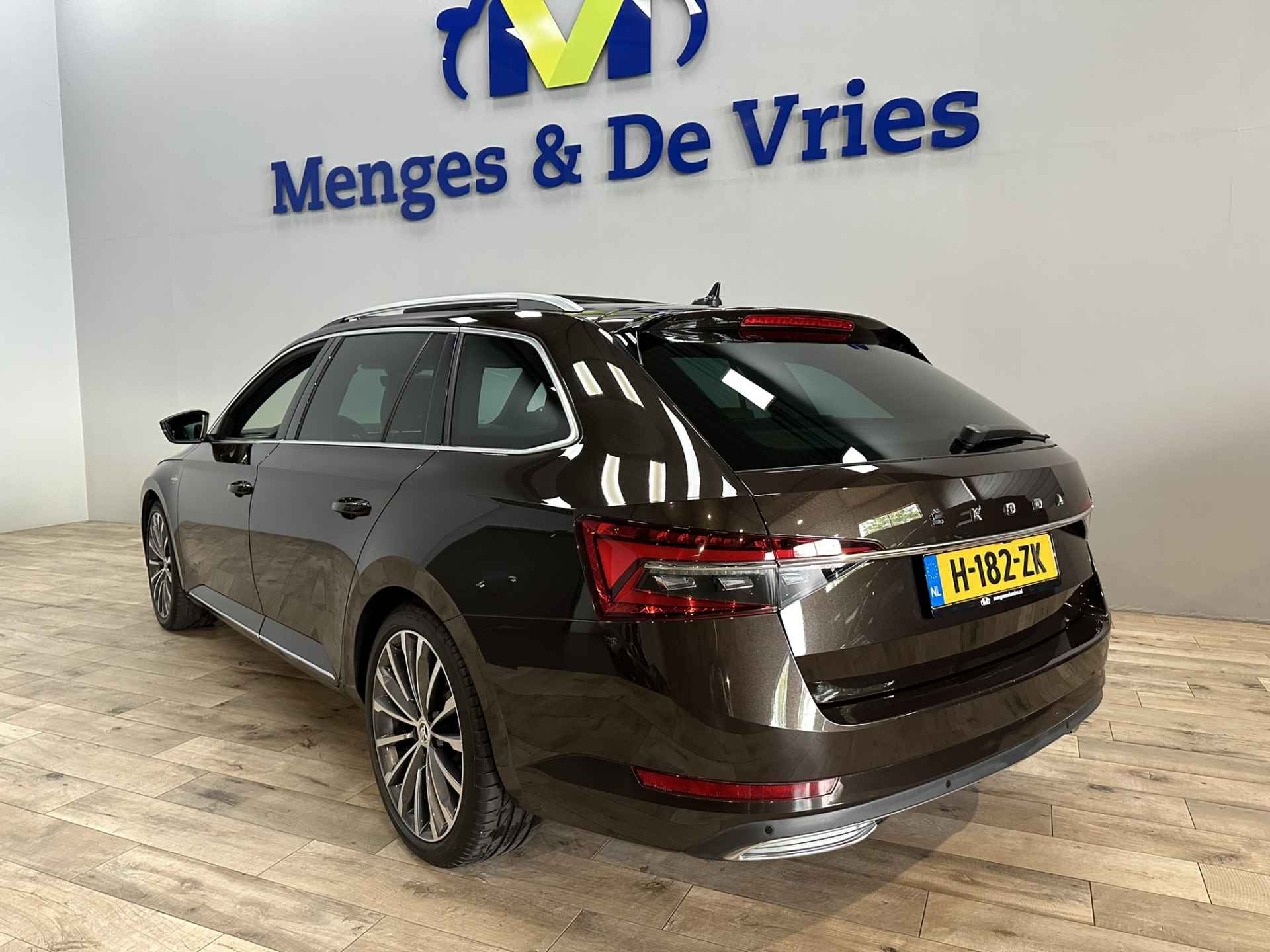 Škoda Superb Combi 1.5 TSI ACT L&K Executive Airco ECC | Virtual | Panorama | Canton | Camera | Stoelkoeling | Trekhaak | Cruise Control | Apple Carplay Android Auto | Isofix | NAP | Lauren Klement | - 5/53