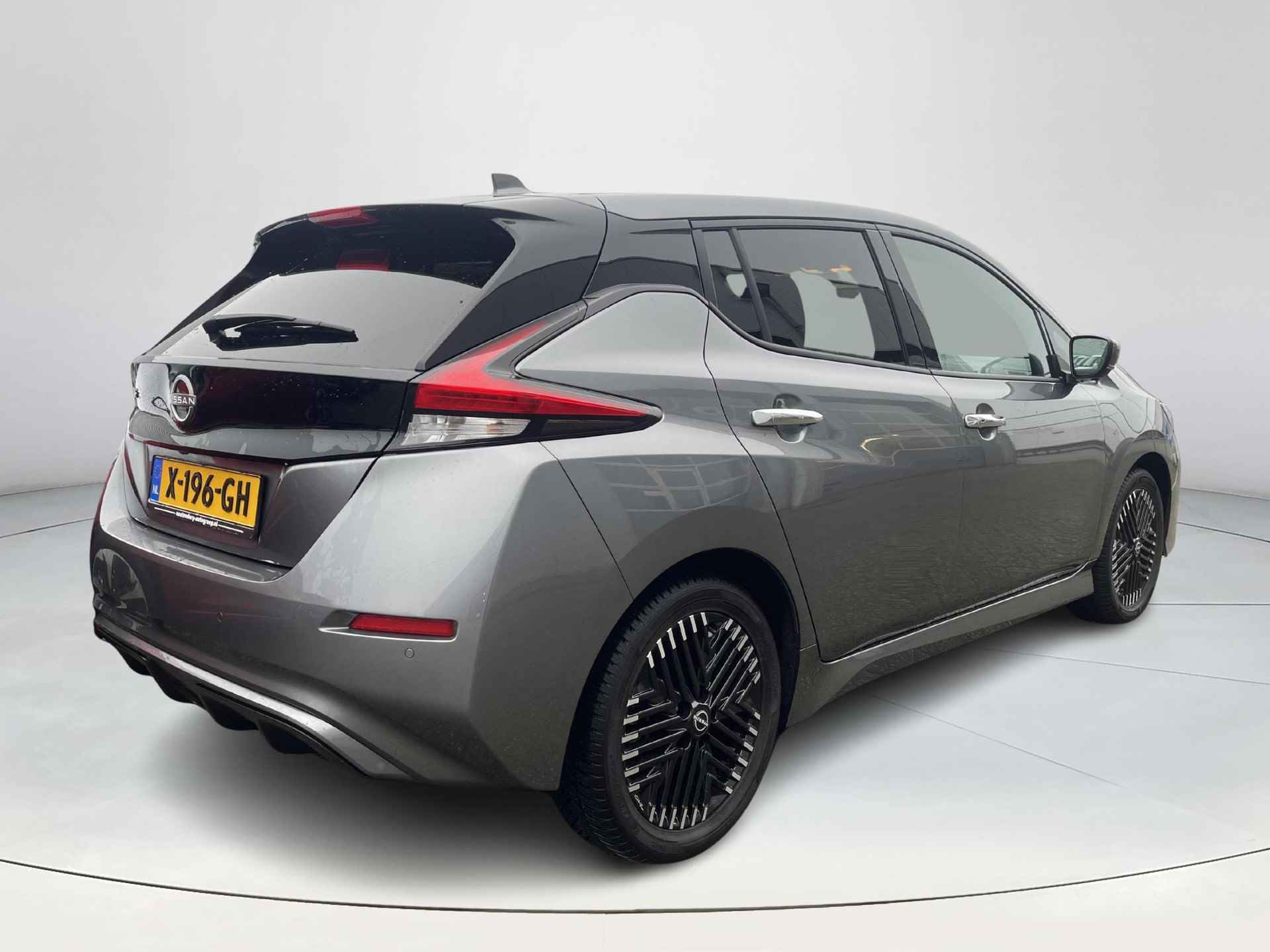 Nissan LEAF N-Connecta 39 kWh 100% Elektrisch | Automaat | Airconditioning | Apple CarPlay en Android Auto | Navigatiesysteem | 12 maanden BOVAG garantie - 6/25