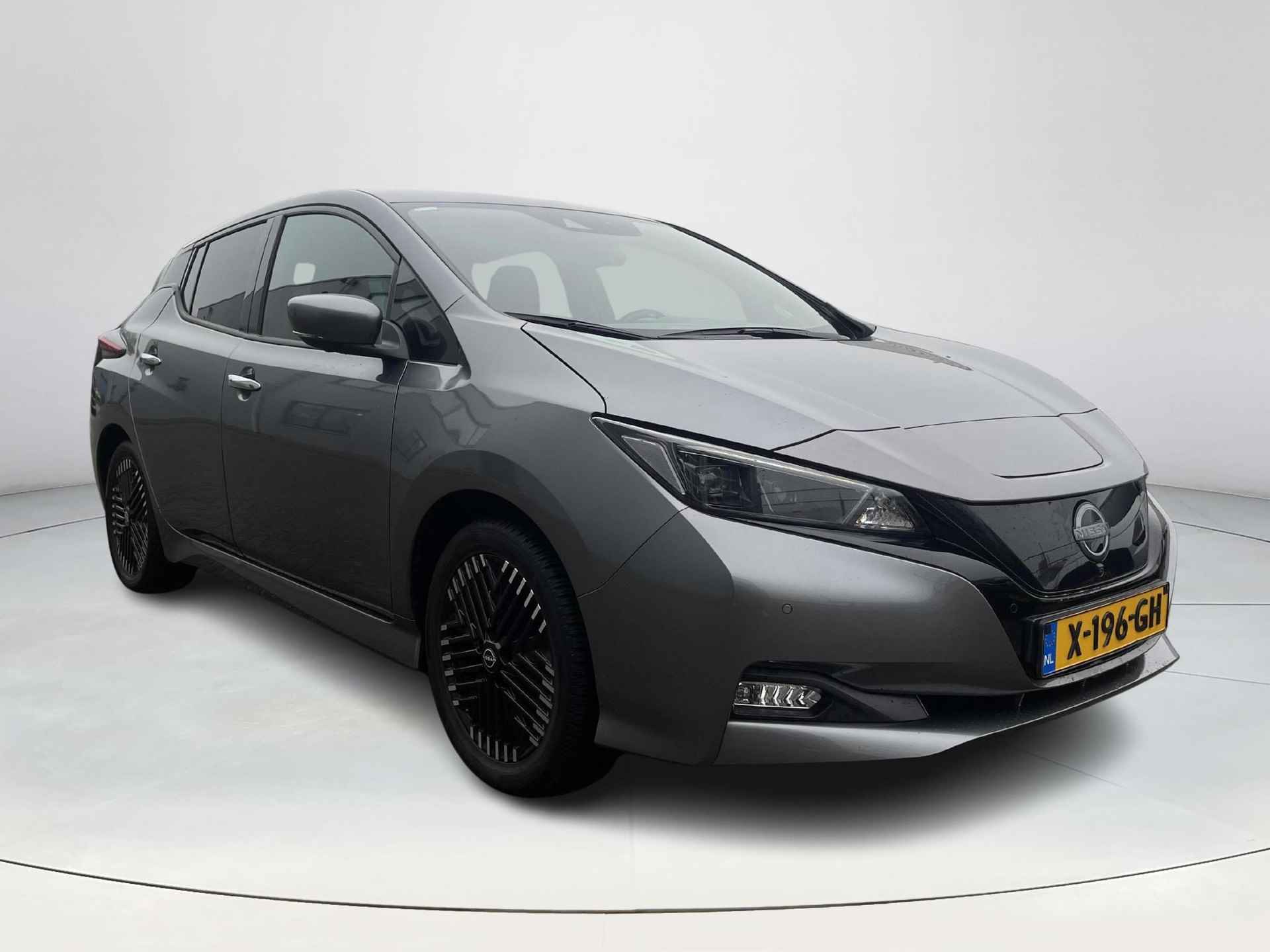 Nissan LEAF N-Connecta 39 kWh 100% Elektrisch | Automaat | Airconditioning | Apple CarPlay en Android Auto | Navigatiesysteem | 12 maanden BOVAG garantie - 8/25