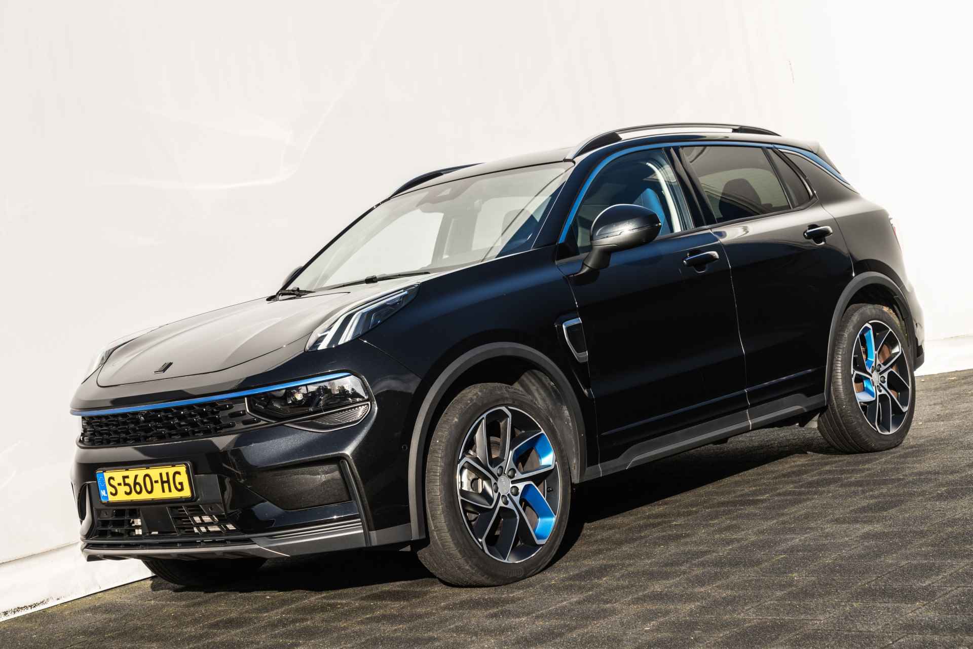 Lynk & Co 01 1.5 Plug-in Hybrid 262 Pk I Nw  Modeljaar I Panoramadak I 75 km Elektrisch I 360 Camera I Infinity Audio I Full Map Navi I Carplay I 20 inch. LMV l 1e eigenaar - 62/67