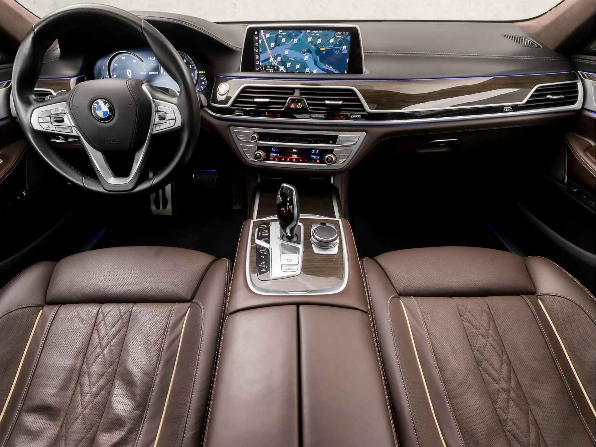 BMW 7 Serie 740Le xDrive iPerformance High Executive 327Pk Automaat (PANORAMADAK, LUCHTVERING, MASSAGE, SOFT CLOSE, MEMORY SEATS, HEAD-UP DISPLAY, 360 CAMERA, LASER KOPLAMPEN, STOELKOELING, NIEUWSTAAT) - 6/56