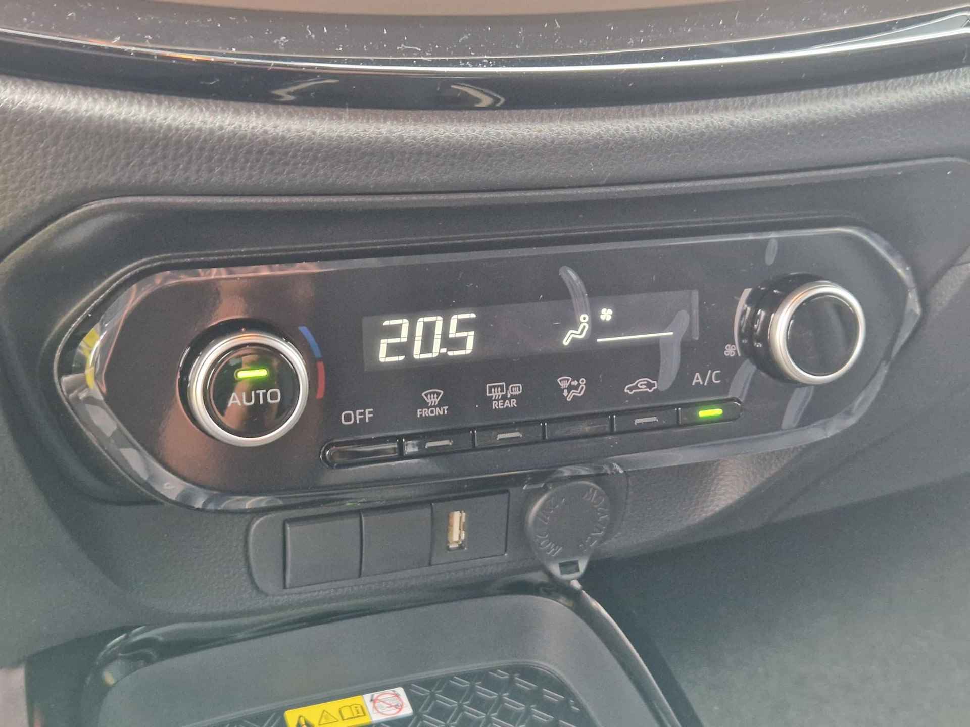 Toyota Aygo X 1.0 VVT-i MT envy | Navi | Clima | Cruise | Carplay | Camera | draadloos tel. lader | - 14/24