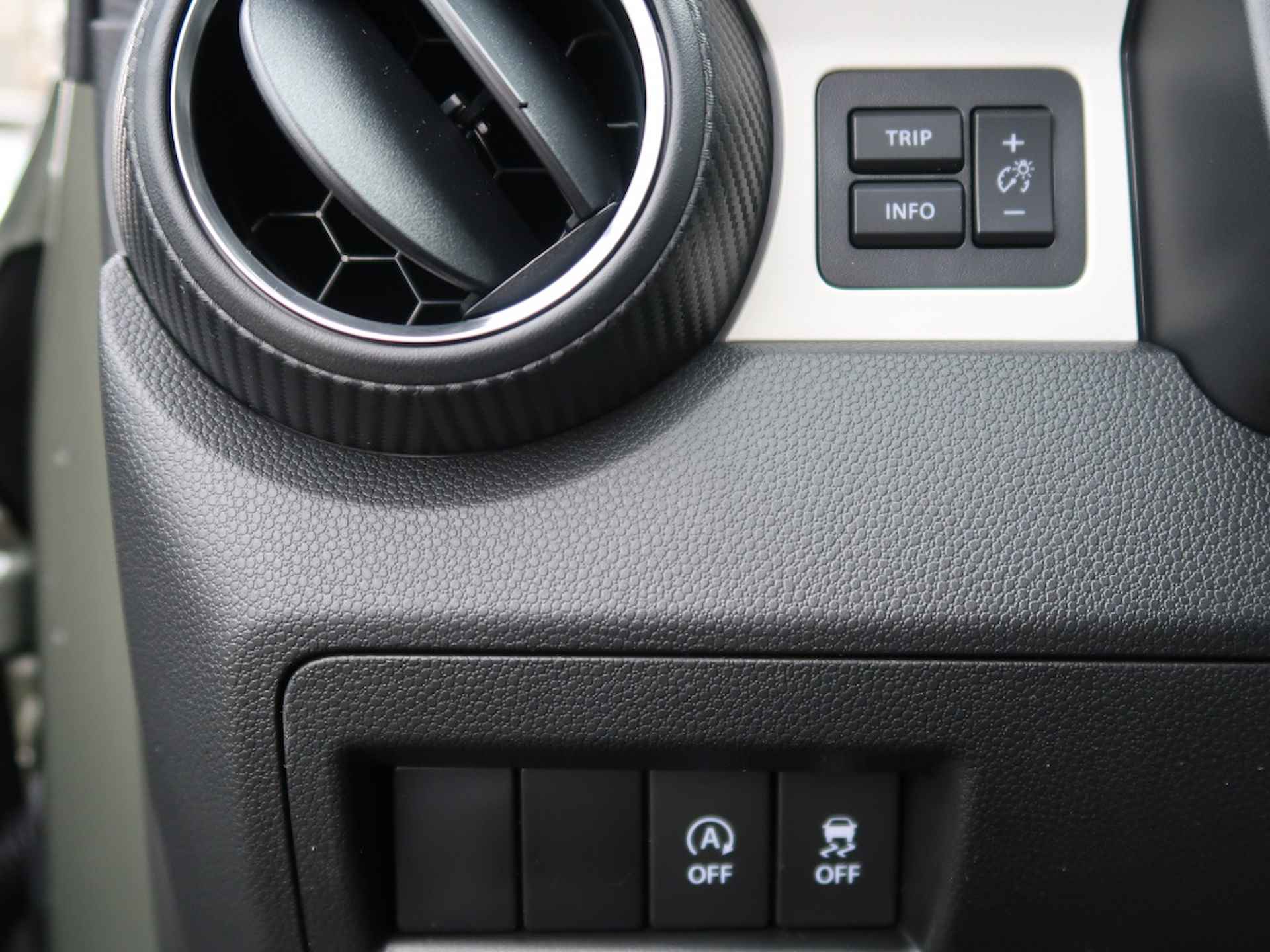 Suzuki Ignis 1.2 Smart Hybrid Style Automaat - 19/31
