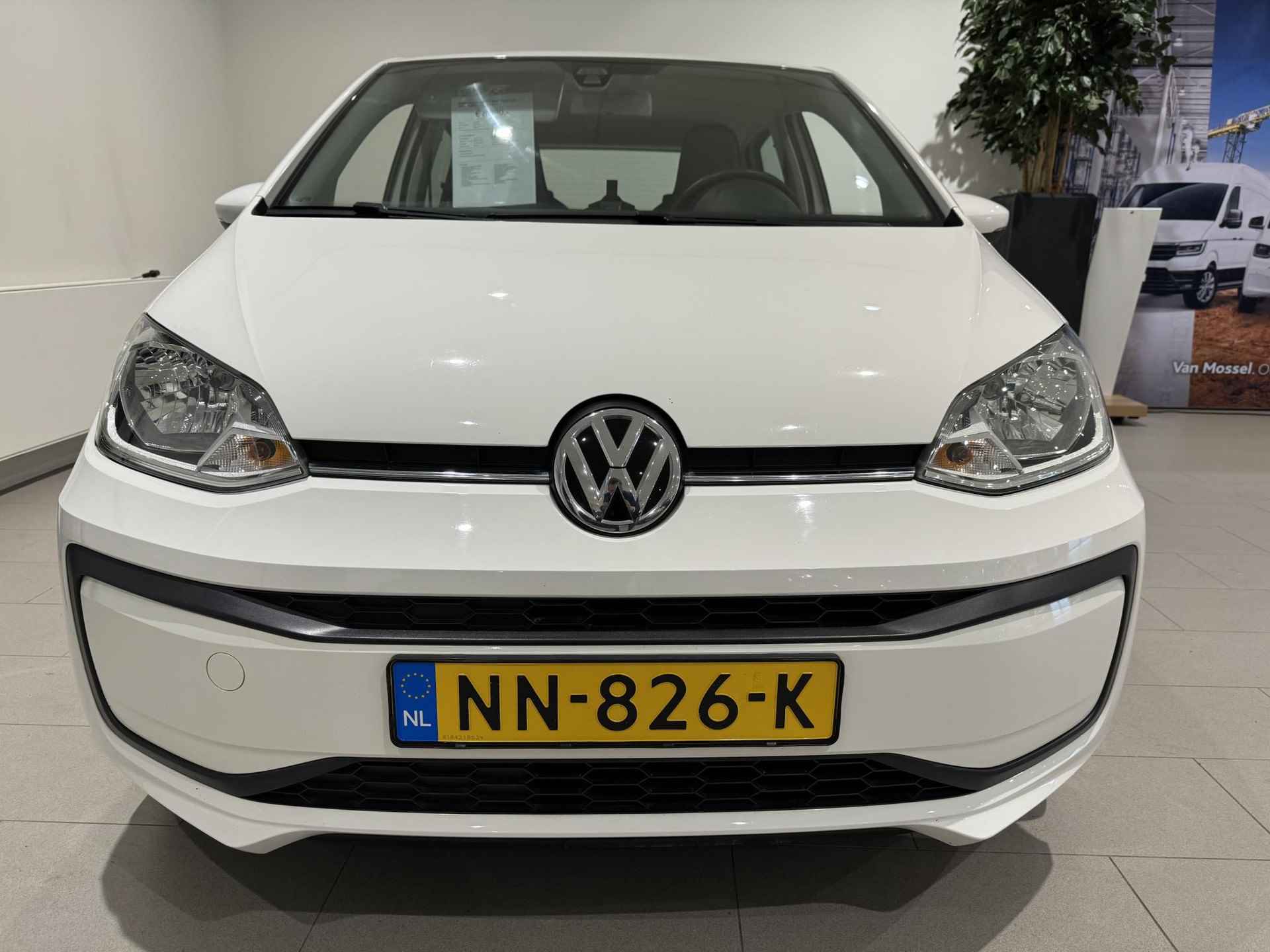 Volkswagen Up! 1.0 BMT move up! | Airconditioning | Budget | - 10/13