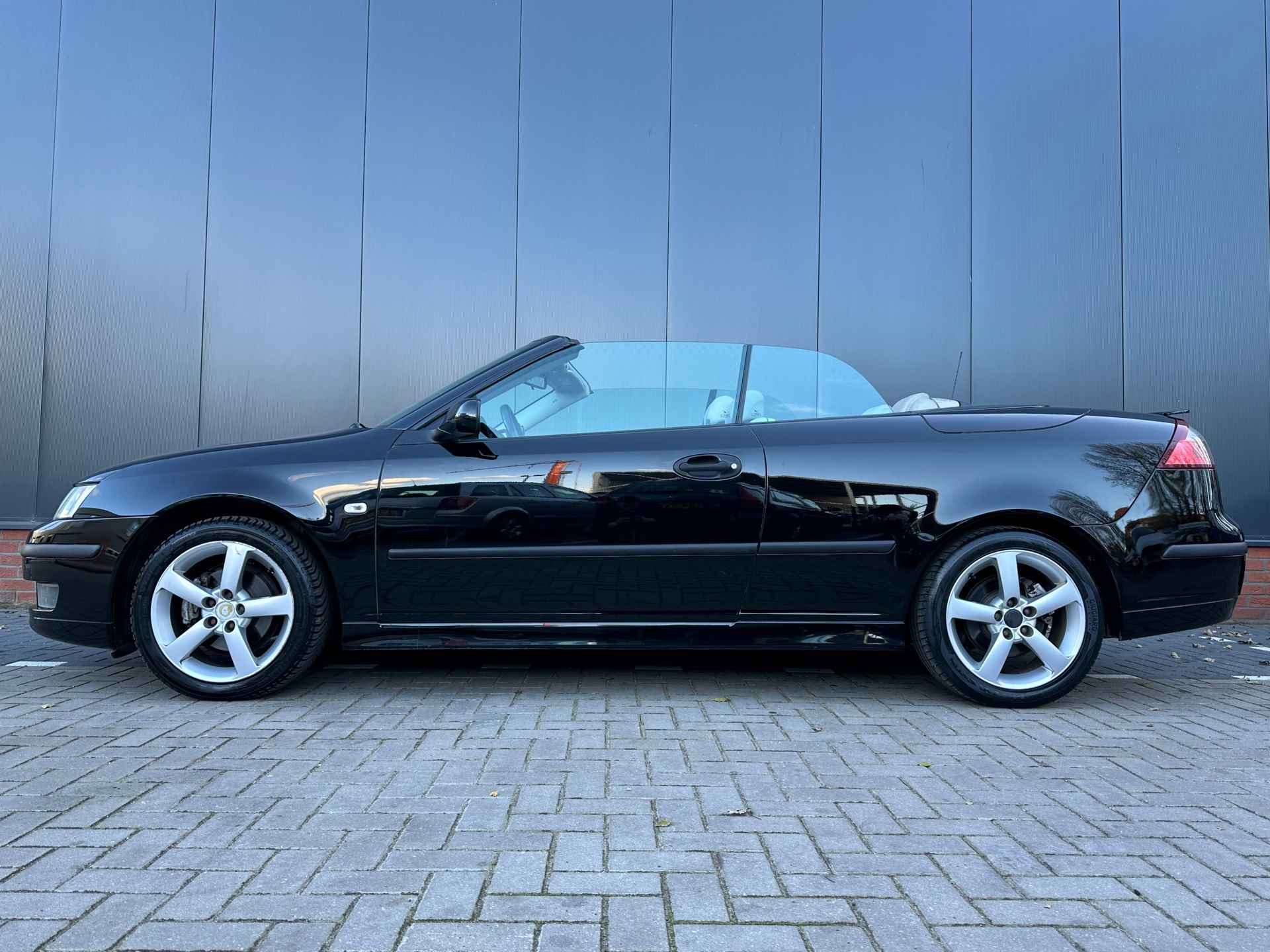 Saab 9-3 Cabrio 1.8t Vector ( 12 mnd BOVAG garantie) - 10/35