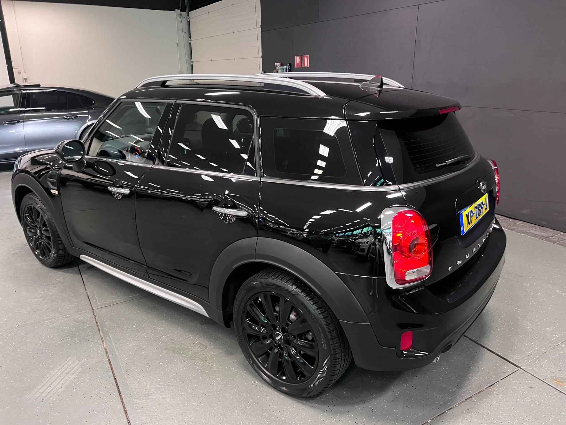 Mini Countryman 1.5 Cooper Salt 136PK 18'' NAVI/ECC/CRUISE/CARPLAY/MP3/// - 9/35