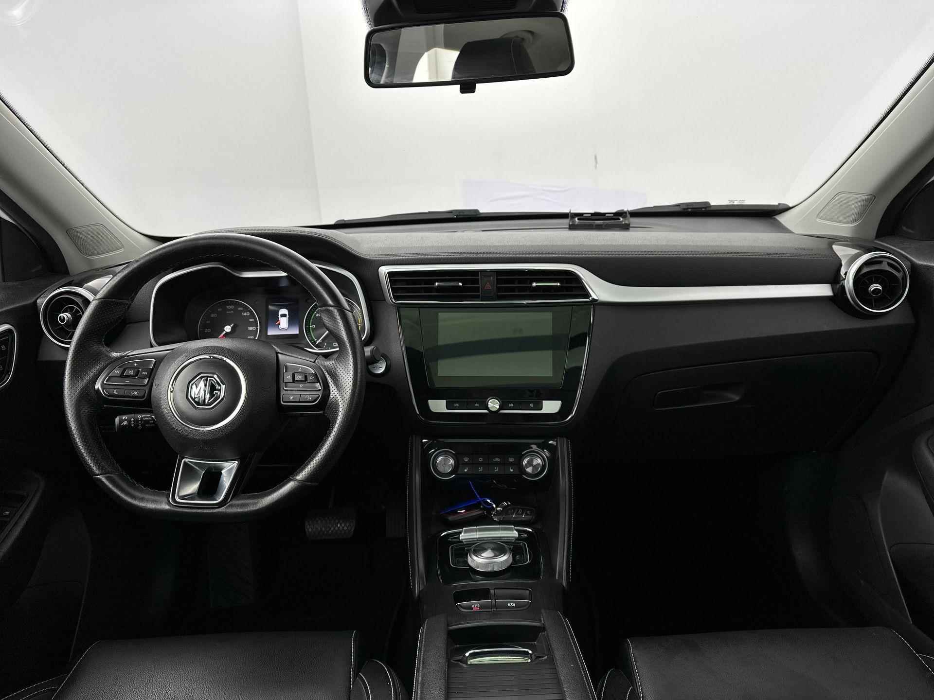 MG ZS EV Luxury 45 kWh | Fabrieksgarantie t/m 12-2026! | Panorama Schuif/Kanteldak | Leder | Camera | Carplay / Android Auto - 14/27