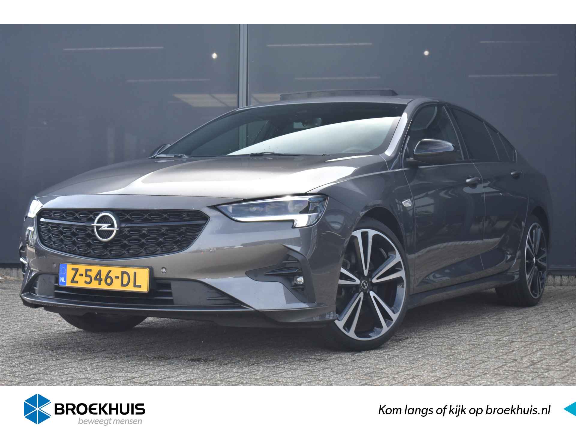 Opel Insignia Grand Sport 2.0 Turbo GS Line 200pk Automaat | Schuif-/Kanteldak | Alcantara | Elektr. Comfortstoelen | LED-Matrix | Stoel/Stuur - 1/62