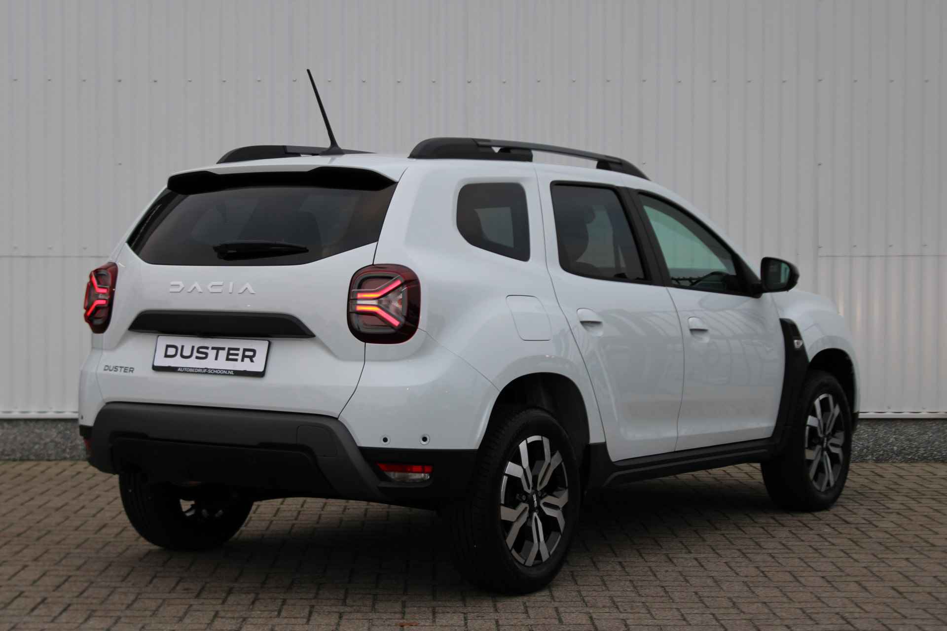 Dacia Duster 1.3 TCe 150 Extreme | CRUISE CONTROL | STOELVERWARMING | NAVIGATIE | CAMERA | CLIMATE CONTROL - 4/27