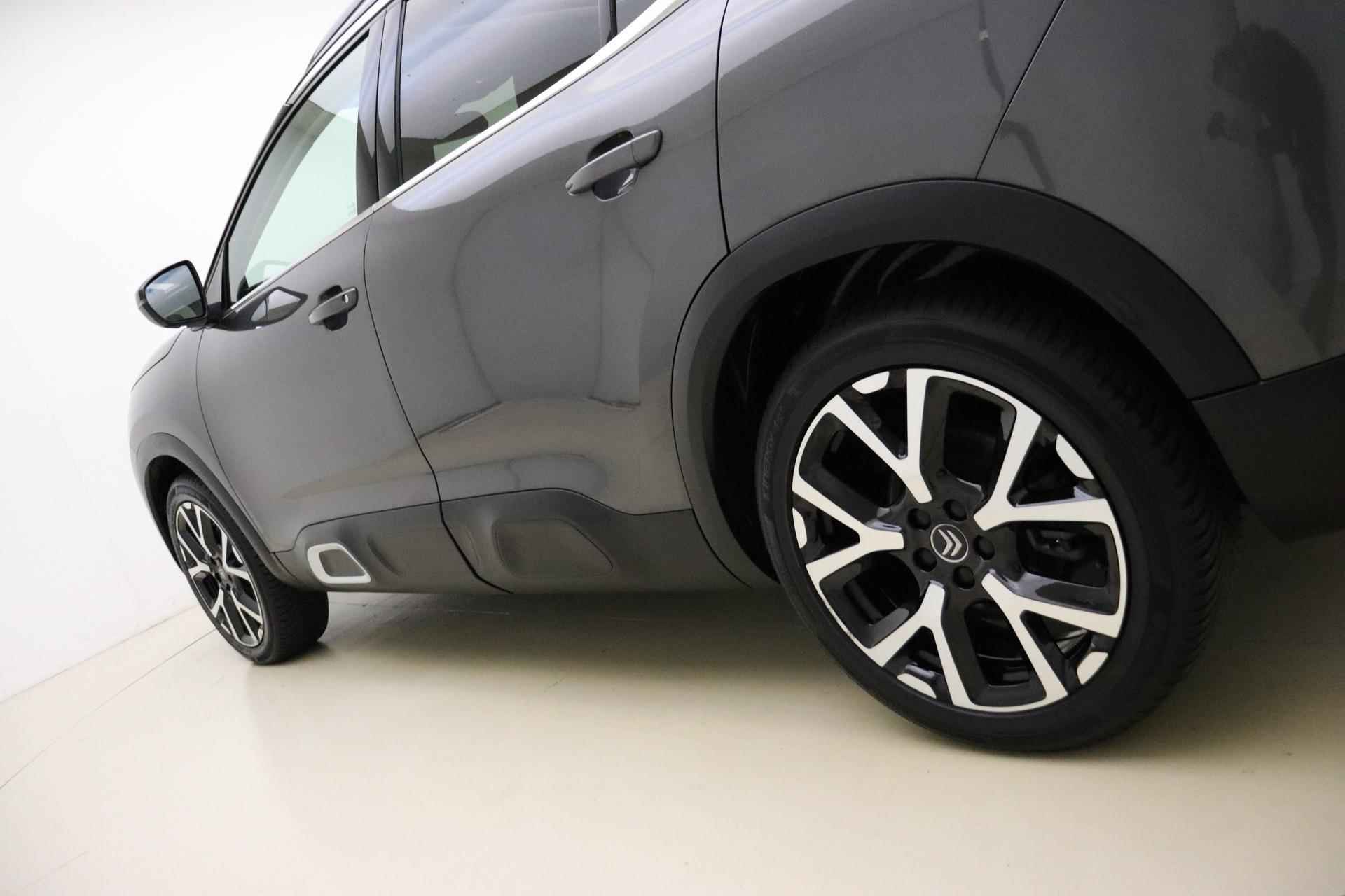 Citroen C5 Aircross 1.2 PureTech 130pk Business Plus | Automaat | Panoramadak | Lederen bekleding | Trekhaak | Camera's voor en achter | Dode hoekbewaking | 19inch velgen - 16/37