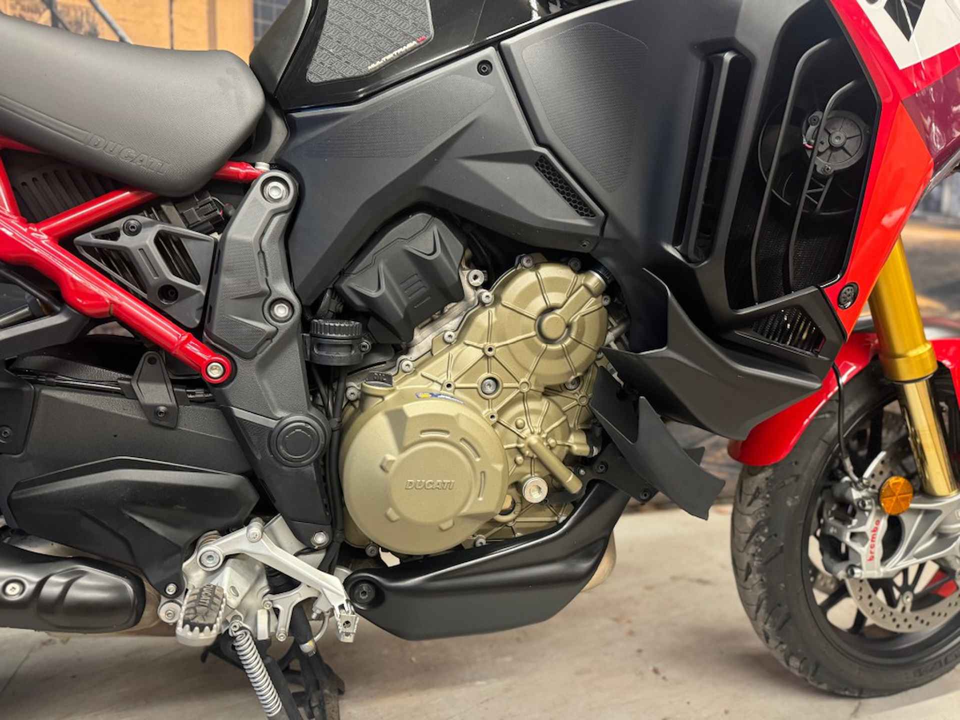 DUCATI Multistrada V4 S Pikes Peak kofferset compleet topstaat 2022 - 29/33