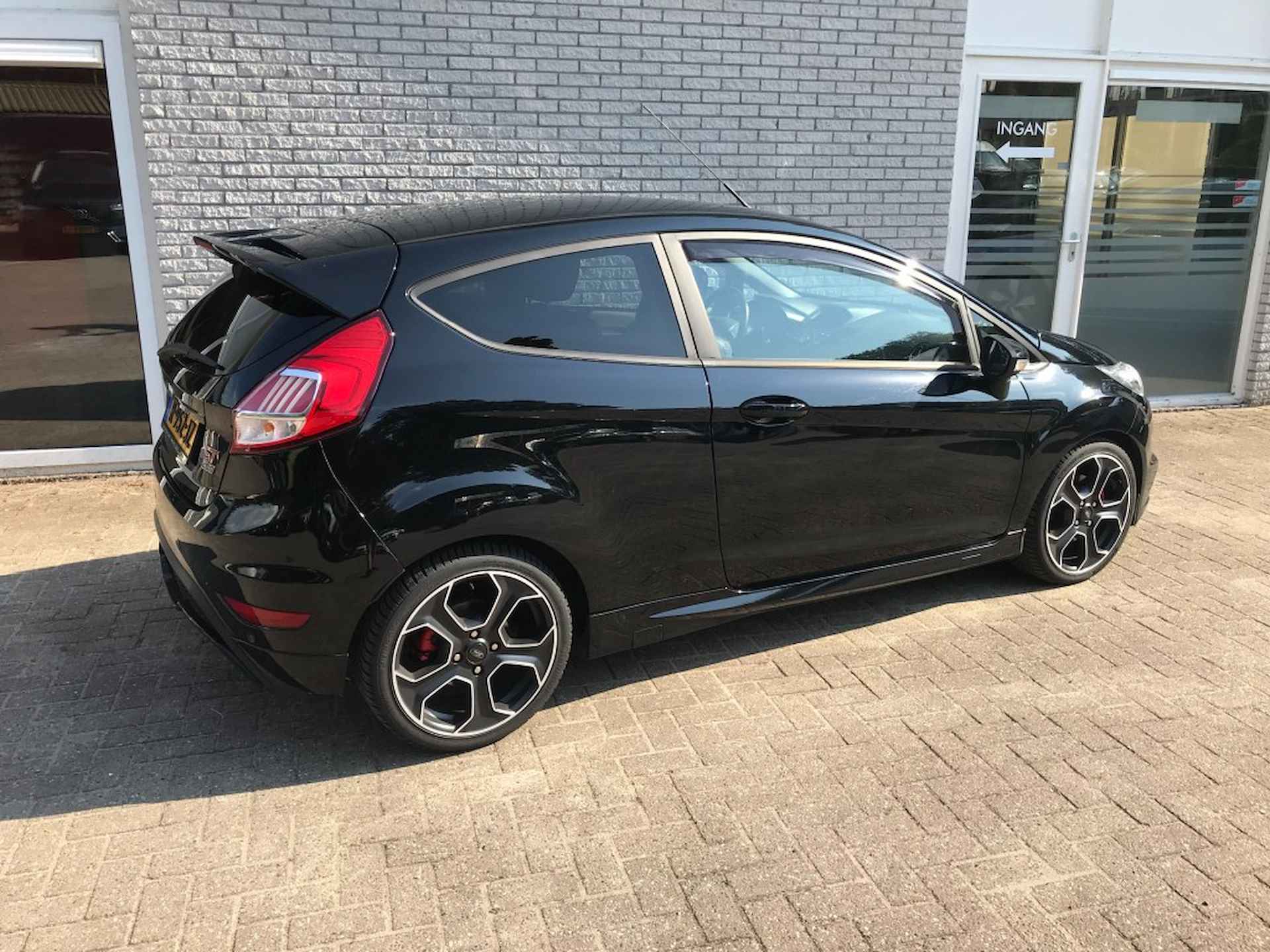 FORD Fiesta ST200 **200pk/navigatie/cruise** - 7/32