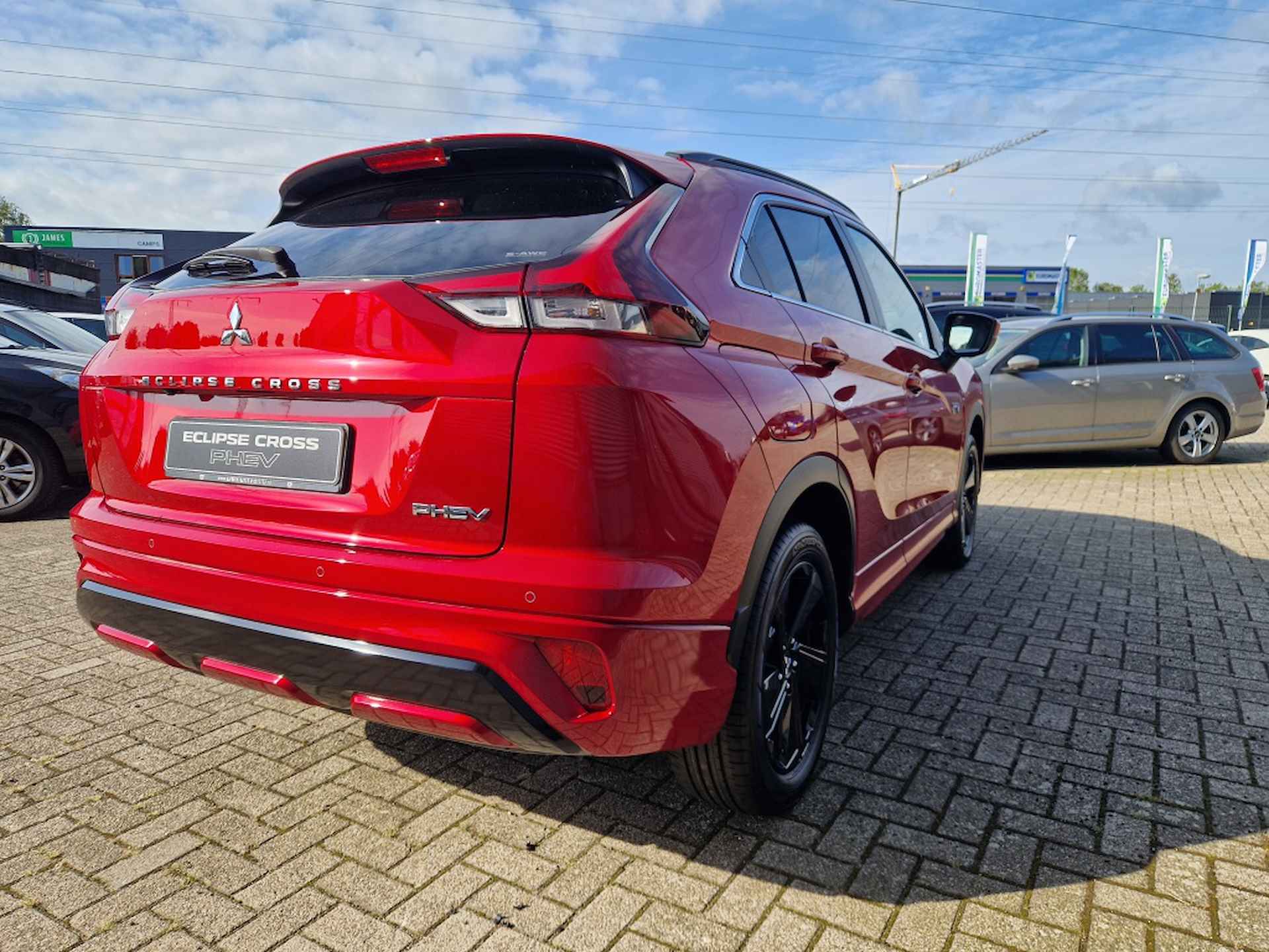 Mitsubishi Eclipse Cross 2.4 PHEV Executive | Rijkl. Incl. € 6.000,- korting 1e Reg. 28-3 - 4/20