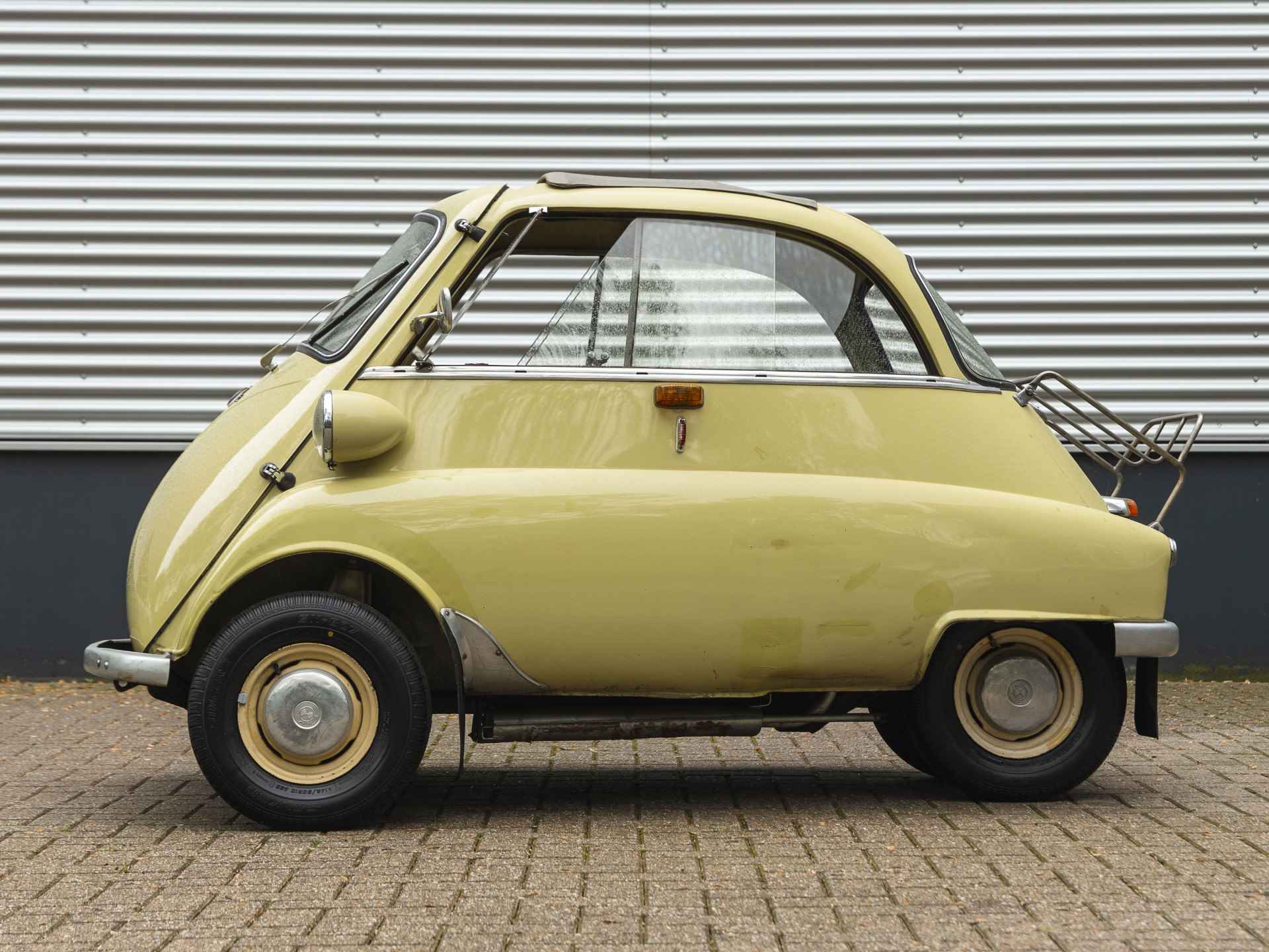 BMW Isetta Moto Coupé DeLuxe - 300ccm - 6/48