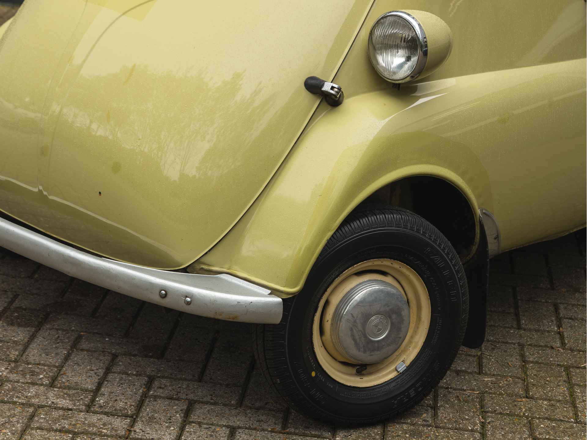 BMW Isetta Moto Coupé DeLuxe - 300ccm - 7/48