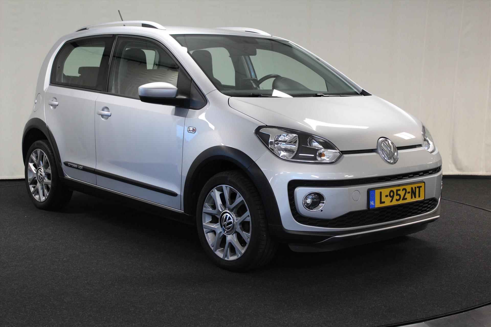 Volkswagen Up! 1.0 75PK 5D BMT Cross Up! - 2/27