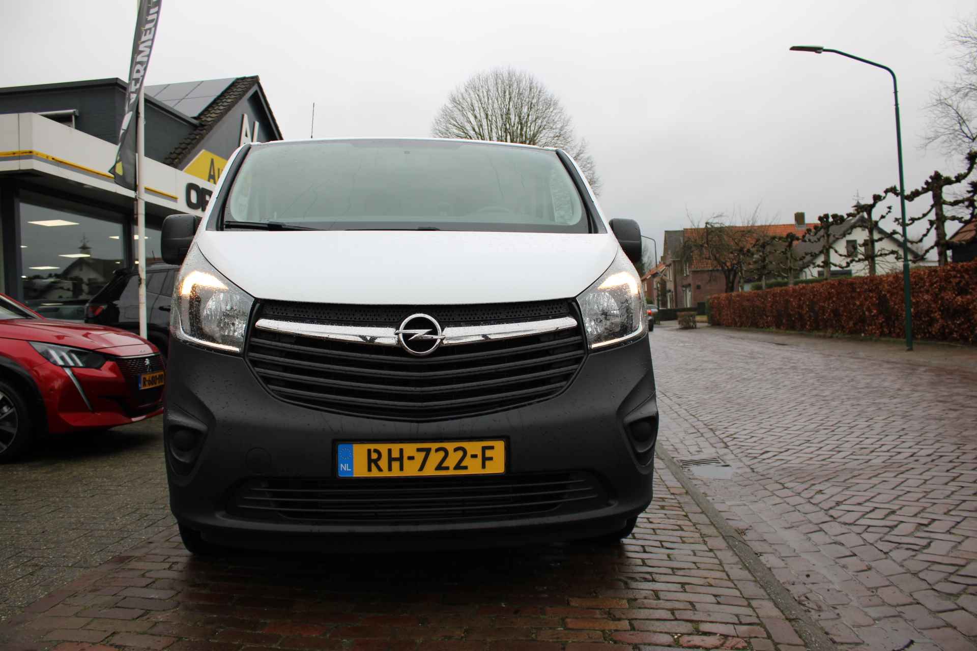 Opel Vivaro 1.6 CDTi BiTurbo 125PK L2H1 + Airco/ Navi/ Cruise/ Trekhaak/ 9-Persoons/ NL auto - 6/39