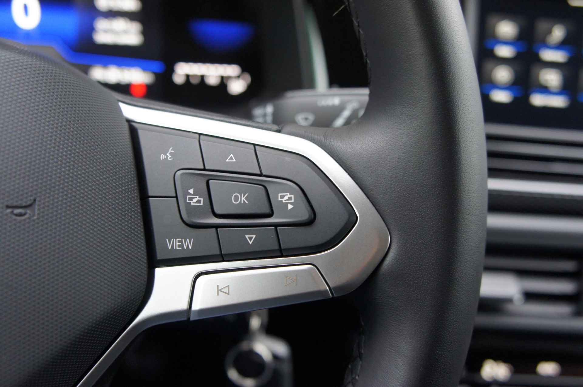 Volkswagen Taigo 1.0 TSI Life | CarPlay | Parkeerhulp | LED | Stoelverwarming - 17/25