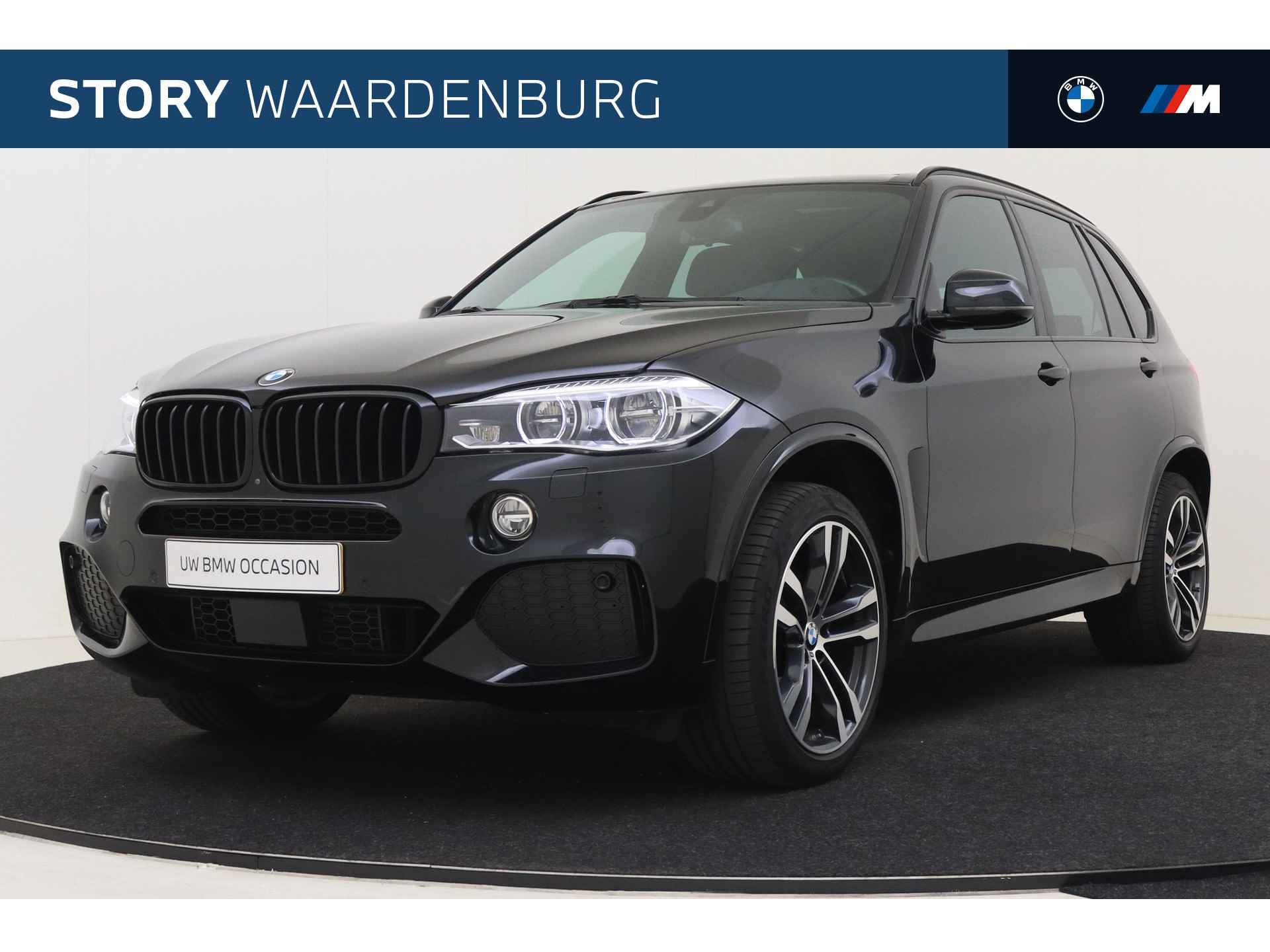 BMW X5 xDrive35i 7p. High Executive M Sport Automaat / Panoramadak / Trekhaak / Achteruitrijcamera / Adaptieve LED / Stoelventilatie / Adaptief M onderstel / Soft Close / Surround View - 1/68