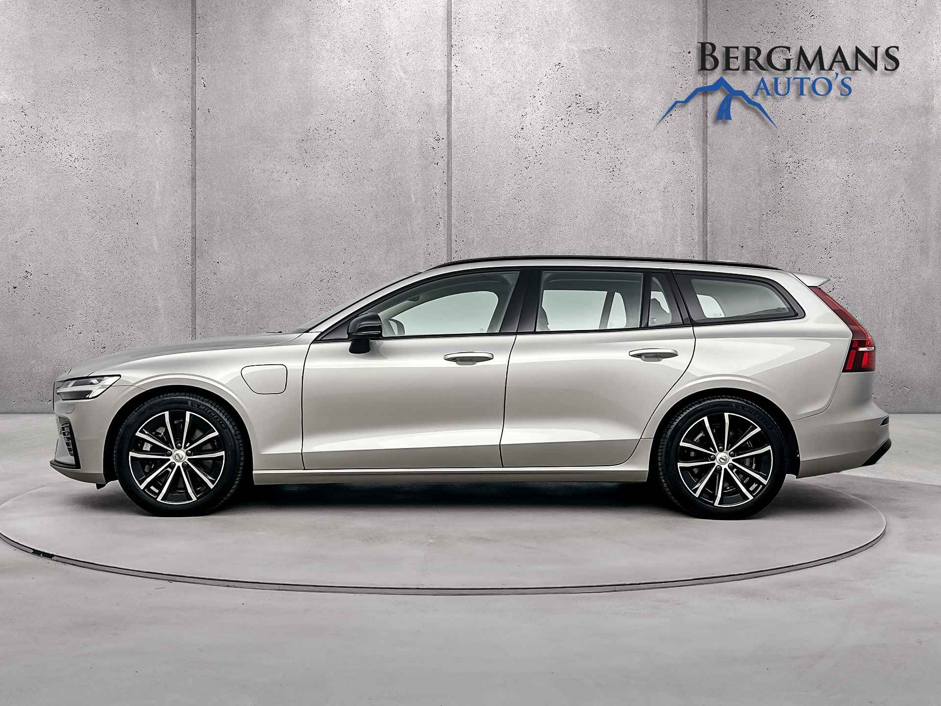 Volvo V60 2.0 T6 Recharge AWD Plus Bright // TREKHAAK // FULL LED // - 9/27