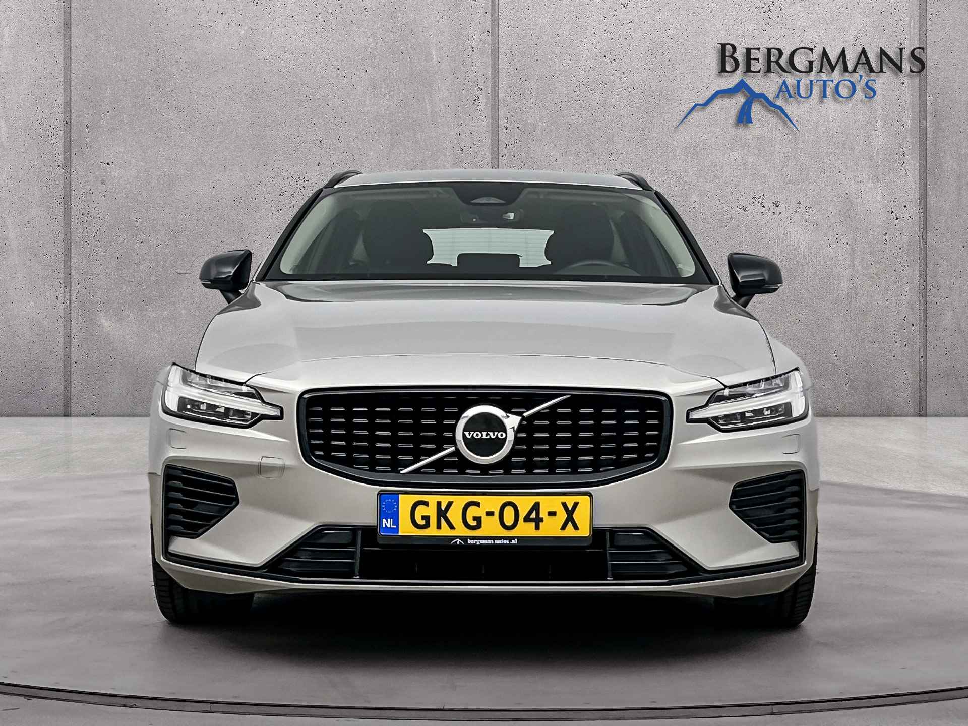 Volvo V60 2.0 T6 Recharge AWD Plus Bright // TREKHAAK // FULL LED // - 19/27