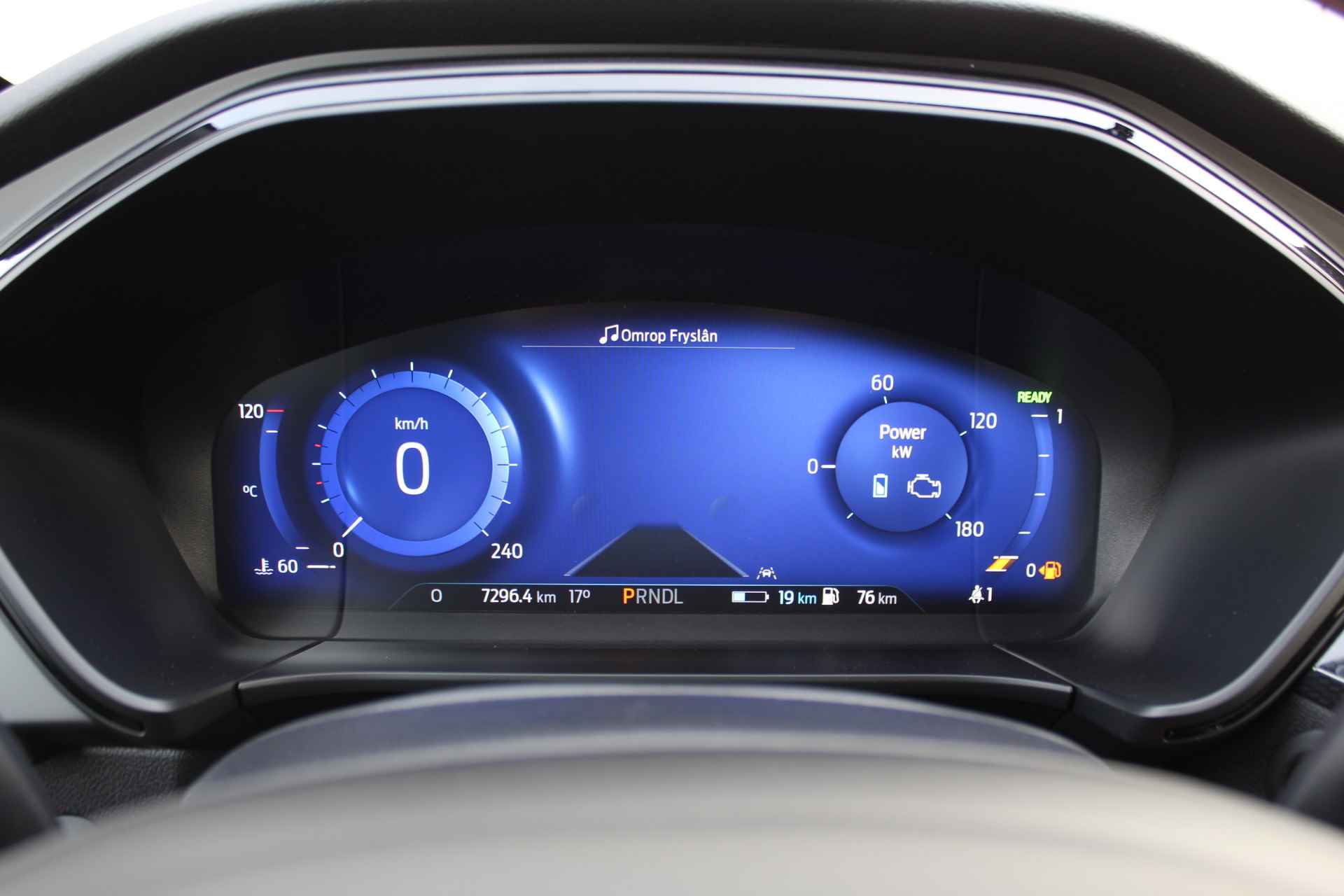Ford Kuga 2.5-225pk PHEV ST-Line X AUTOMAAT ! Fabrieksgarantie t/m 29-01-2027 ! Slechts 7.300km ! Volautm. airco dual, navigatie, telefoonvoorb., stoel-, stuur- achterbank- en voorraam verwarming, side- en lane assist, adaptive cruise cntrl, B&O soundsystem, head-up display etc. etc. - 19/50