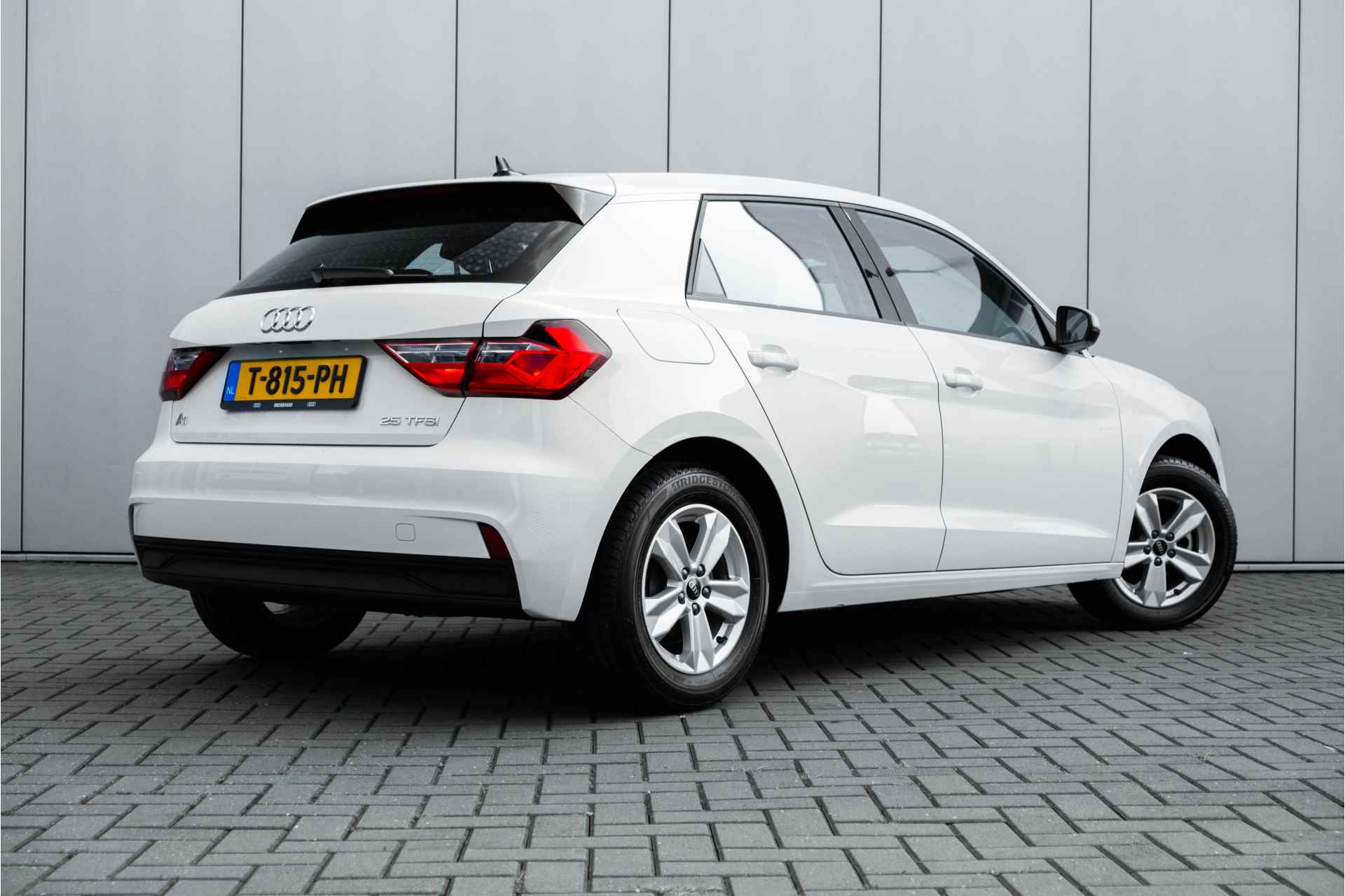 Audi A1 Sportback 25 TFSI Pro Line S-tronic - 3/43