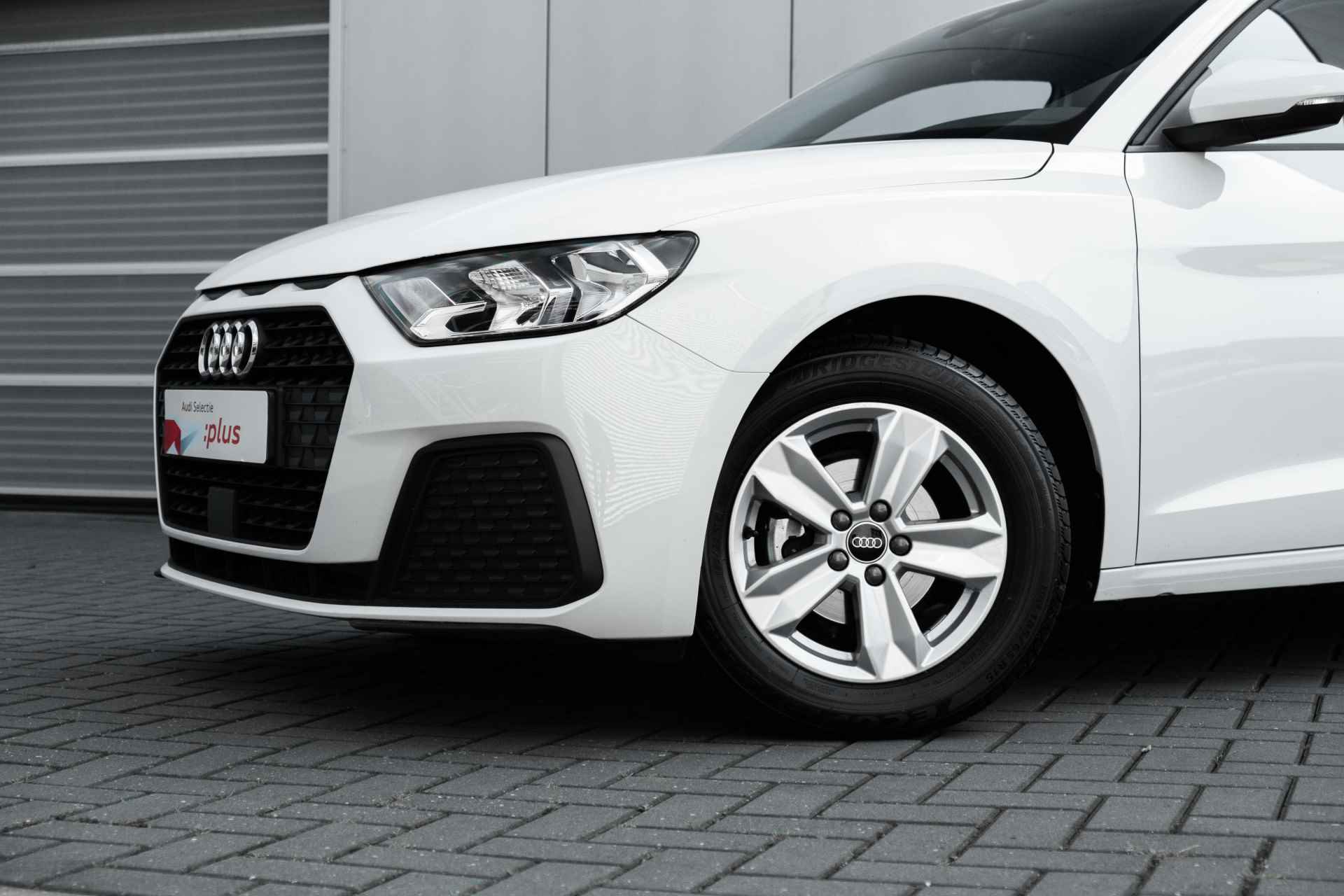 Audi A1 Sportback 25 TFSI Pro Line S-tronic - 7/43