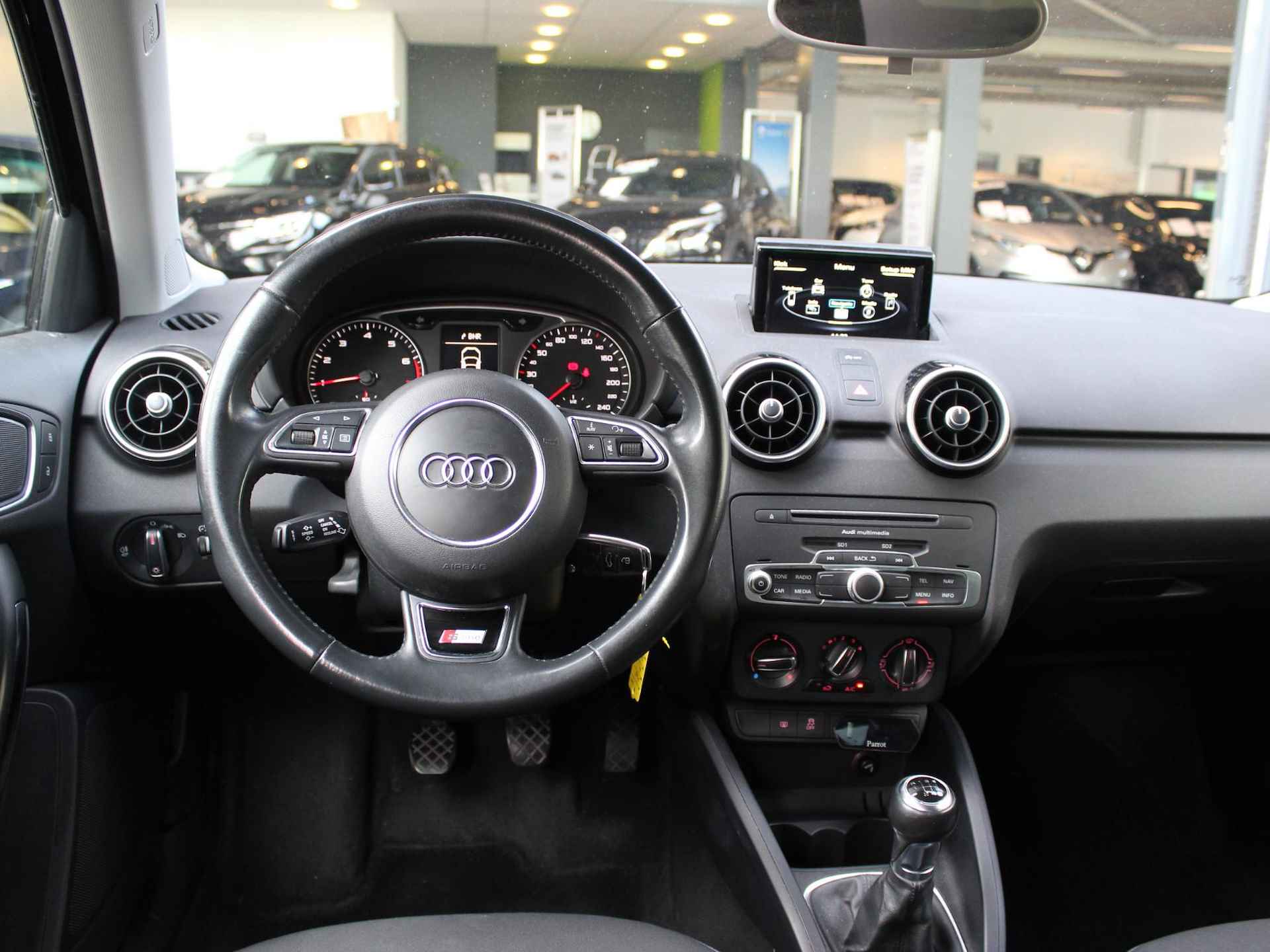 Audi A1 Sportback 1.4 TFSI 150PK Pro S-Line / NAVI / CRUISE / AIRCO / BLUETOOTH / USB / AUX / 16``VELGEN / PRIVACY GLASS - 3/43