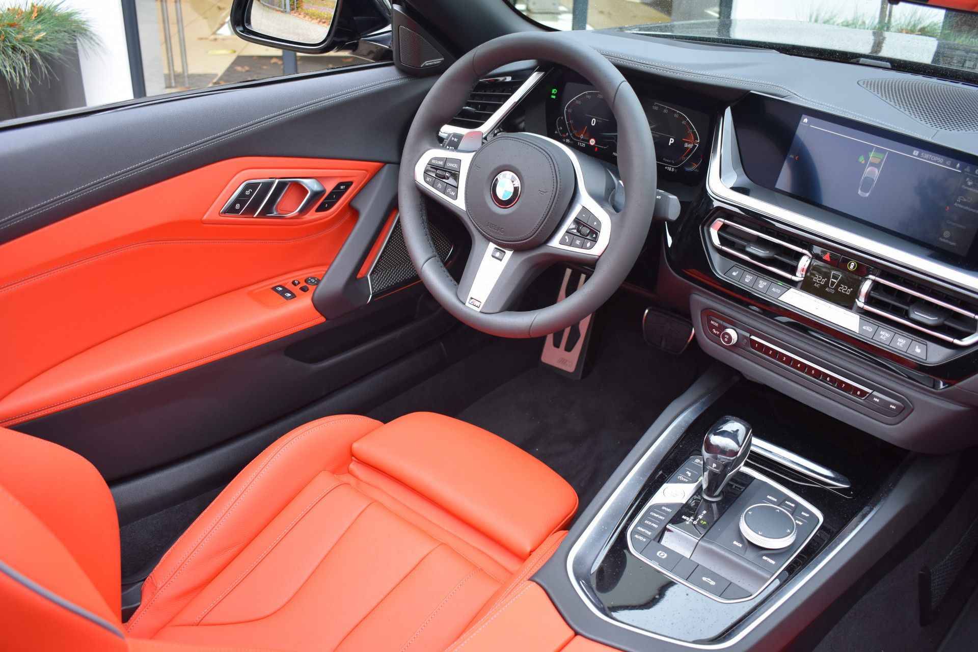 BMW Z4 Roadster sDrive30i 258 pk M Sport High Executive Automaat / Navigatie Professional / Head-Up Display / Harman Kardon / 19 inch LMV / Keyless Entry / Windscherm / Adaptief M onderstel - 6/48