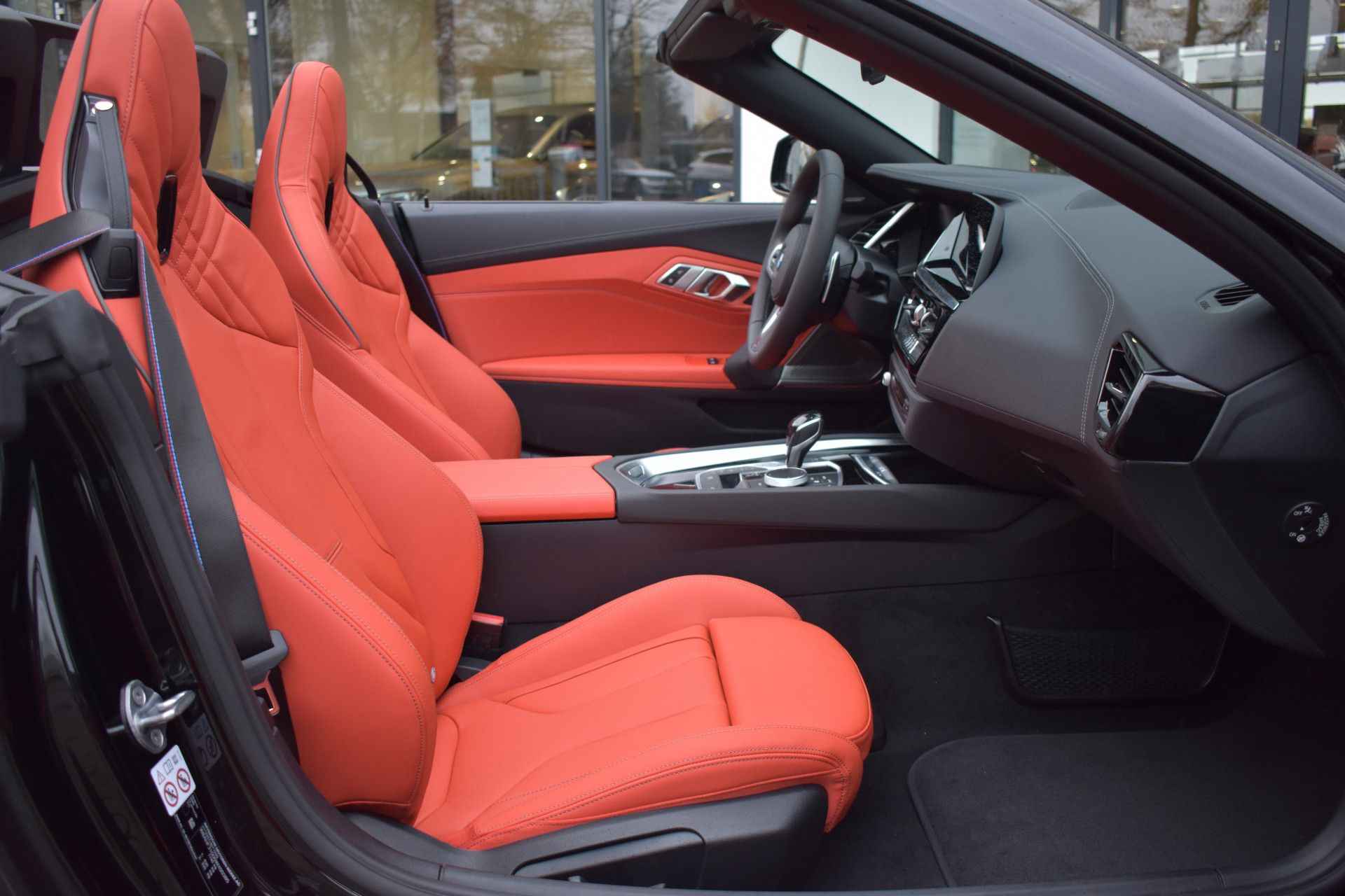 BMW Z4 Roadster sDrive30i 258 pk M Sport High Executive Automaat / Navigatie Professional / Head-Up Display / Harman Kardon / 19 inch LMV / Keyless Entry / Windscherm / Adaptief M onderstel - 8/48
