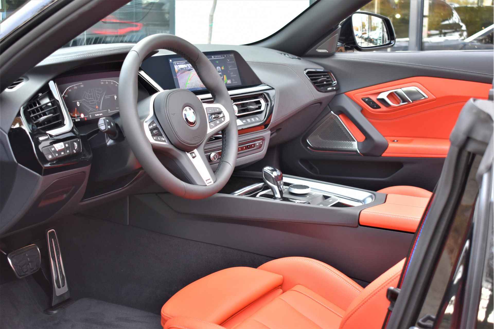 BMW Z4 Roadster sDrive30i 258 pk M Sport High Executive Automaat / Navigatie Professional / Head-Up Display / Harman Kardon / 19 inch LMV / Keyless Entry / Windscherm / Adaptief M onderstel - 20/48