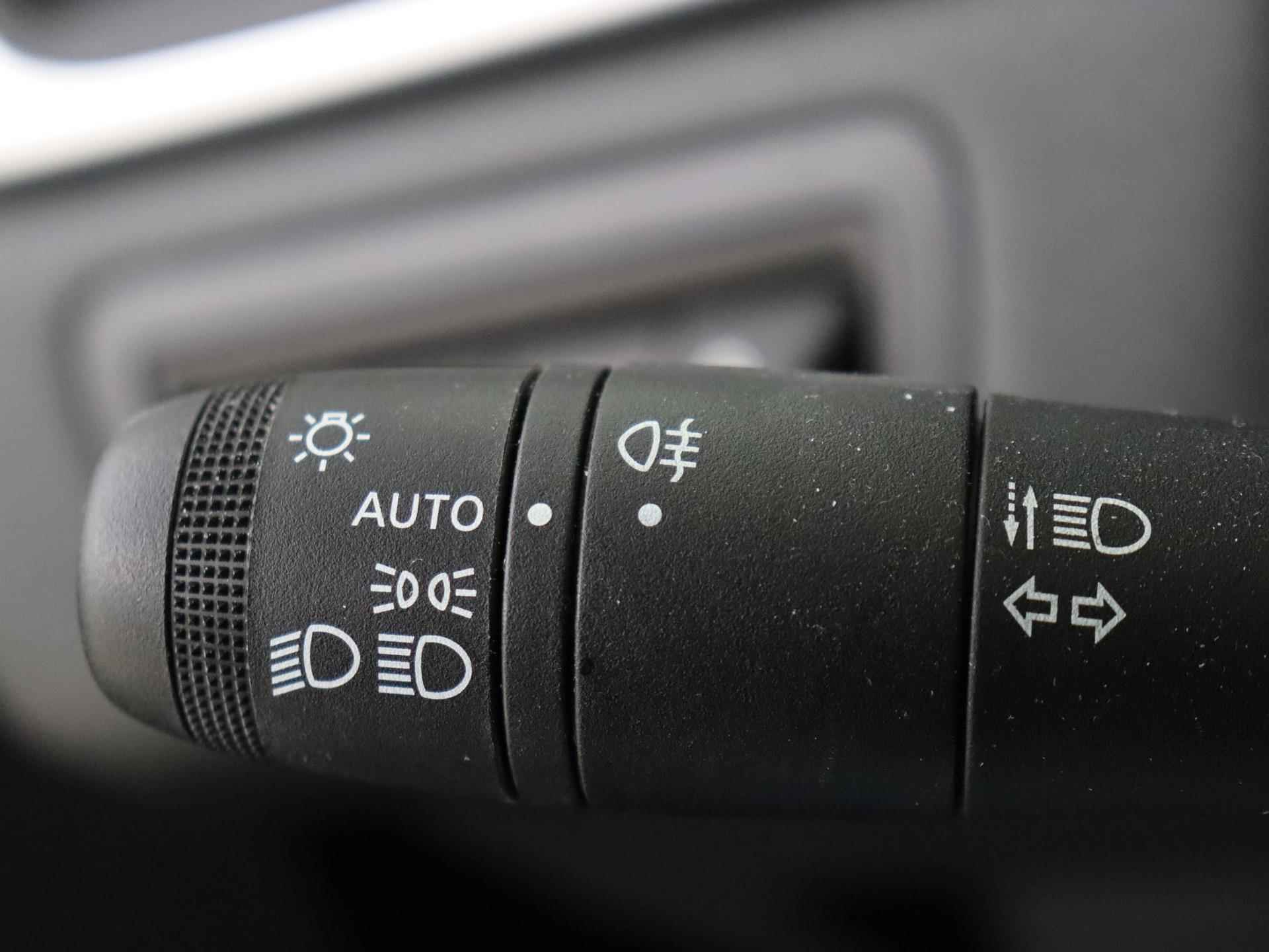 Renault Captur 1.0 TCe 90 PK Techno Navigatie / Parkeersensoren / Camera / Stoelverwarming / Android Auto / Apple Carplay - 25/27