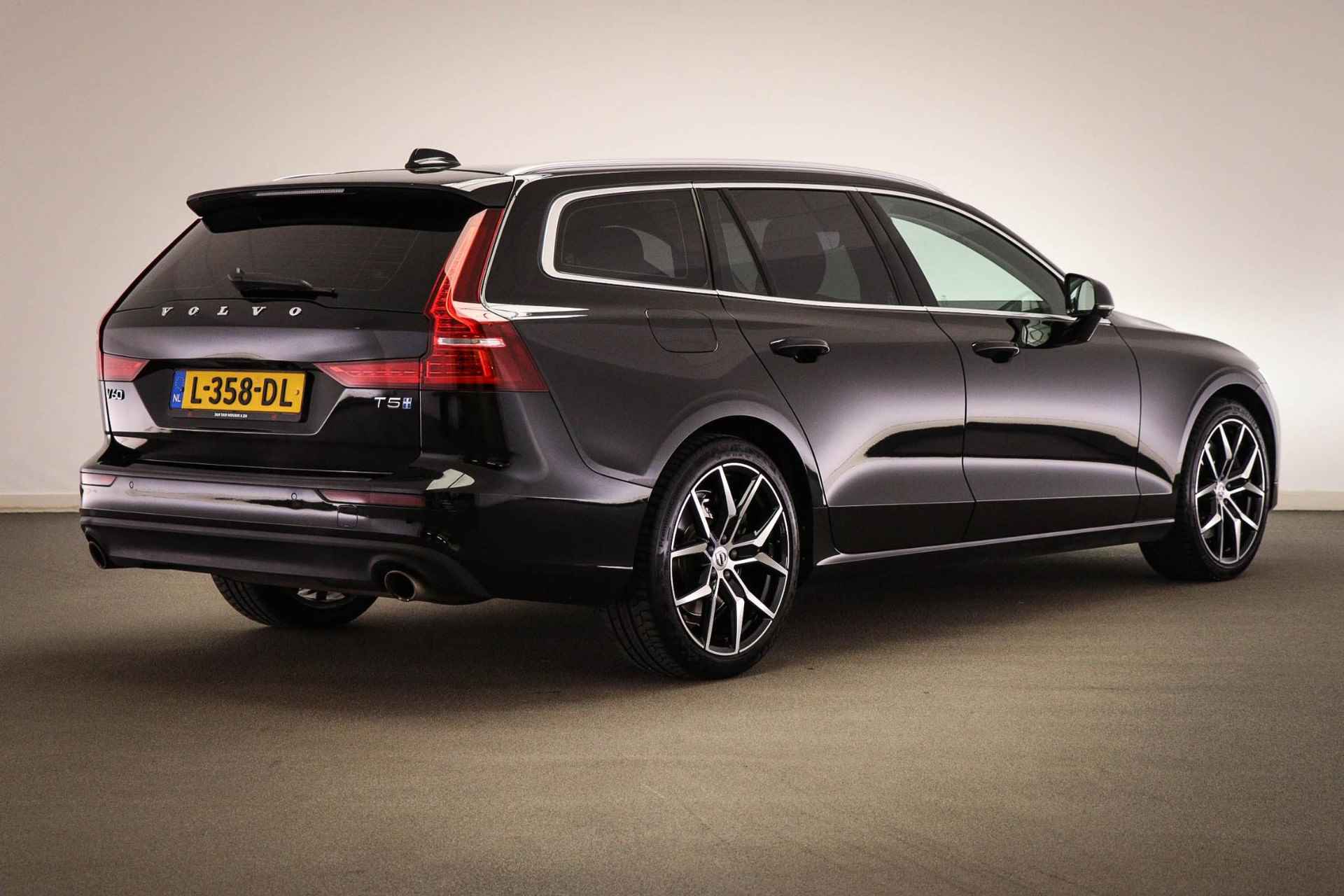 Volvo V60 2.0 T5 | LEDER | TREKHAAK | 360 CAMERA | 19" - 2/58