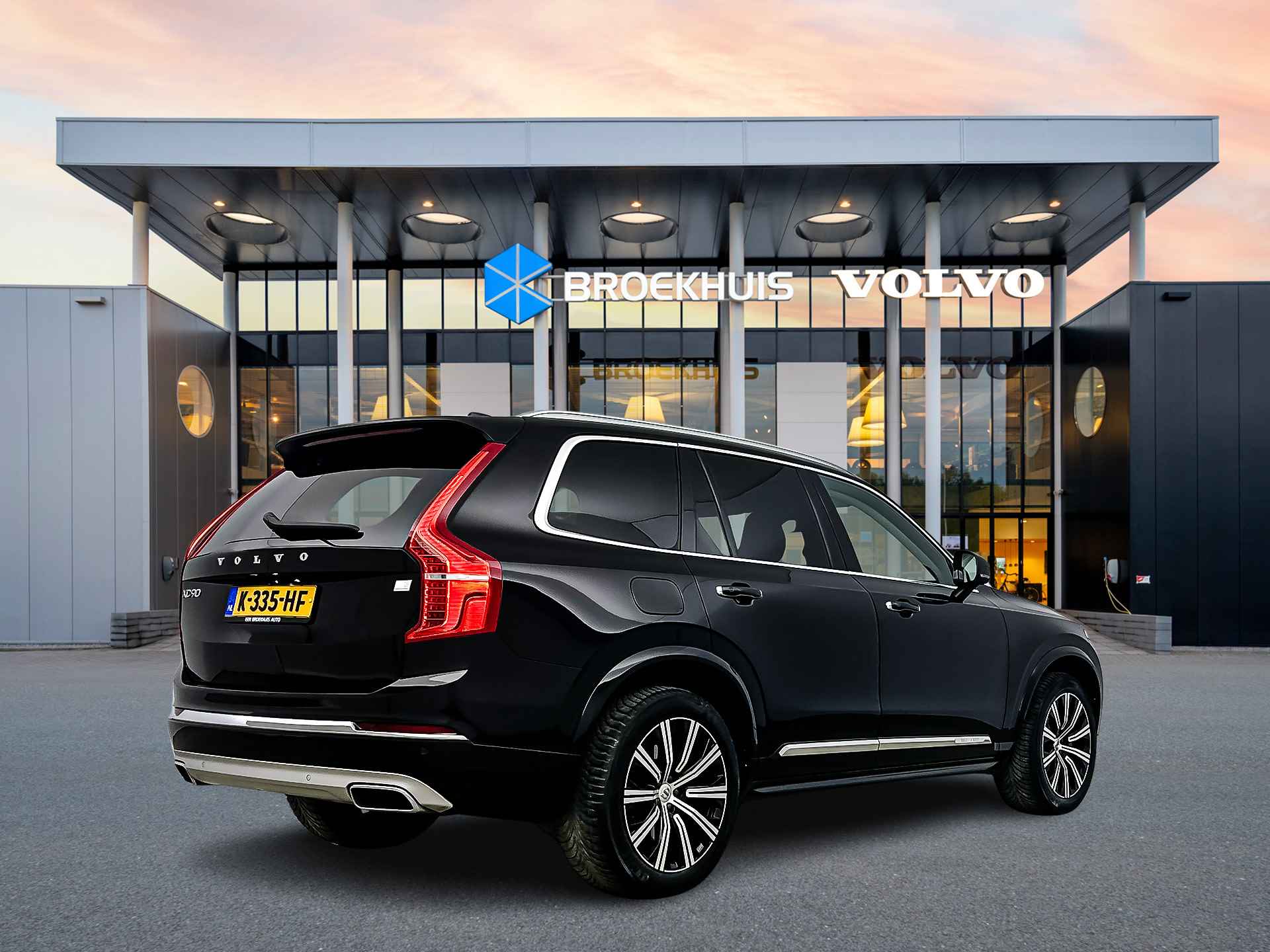 Volvo XC90 T8 Recharge AWD Inscription | Luchtvering | Panoramadak | Geventileerd Nappa | Stoelmassage | Head-up | 360 Camera | Trekhaak | - 4/37