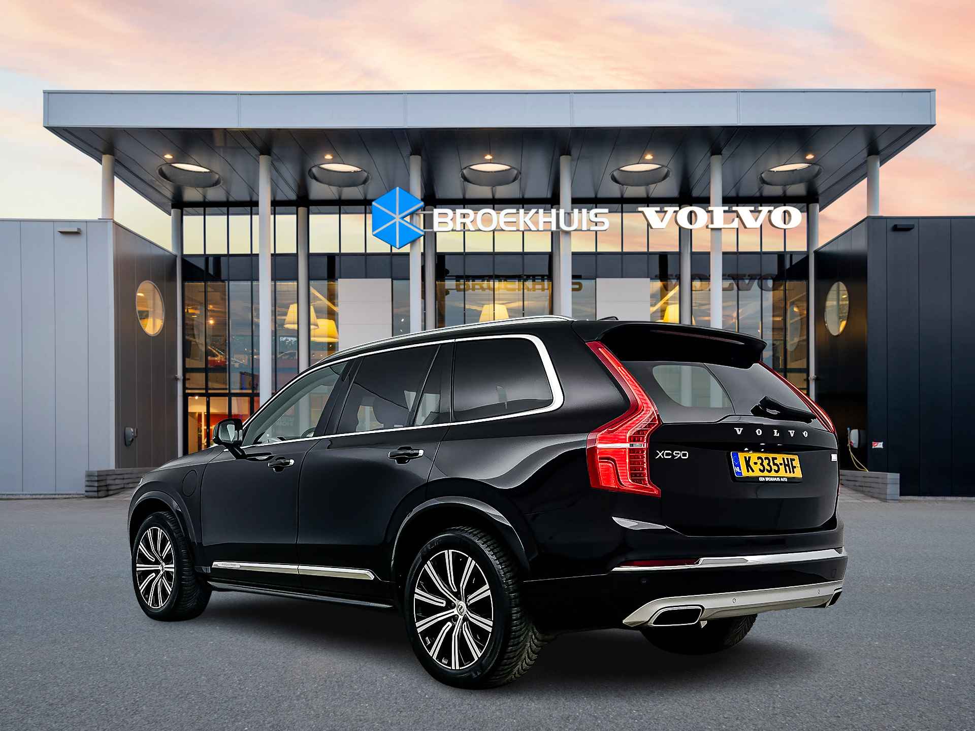 Volvo XC90 T8 Recharge AWD Inscription | Luchtvering | Panoramadak | Geventileerd Nappa | Stoelmassage | Head-up | 360 Camera | Trekhaak | - 5/37