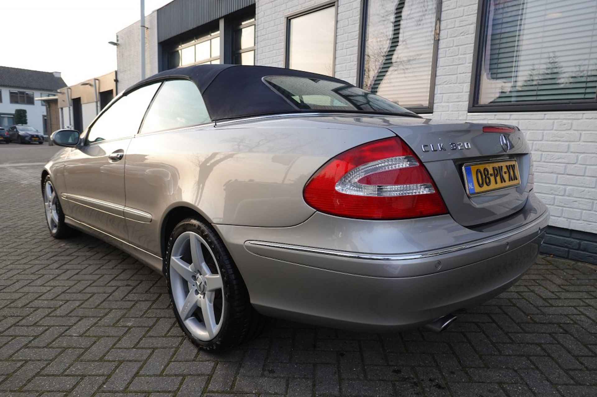 MERCEDES-BENZ Clk-klasse CLK 320  Elegance Cabriolet Young Timer - 2/26